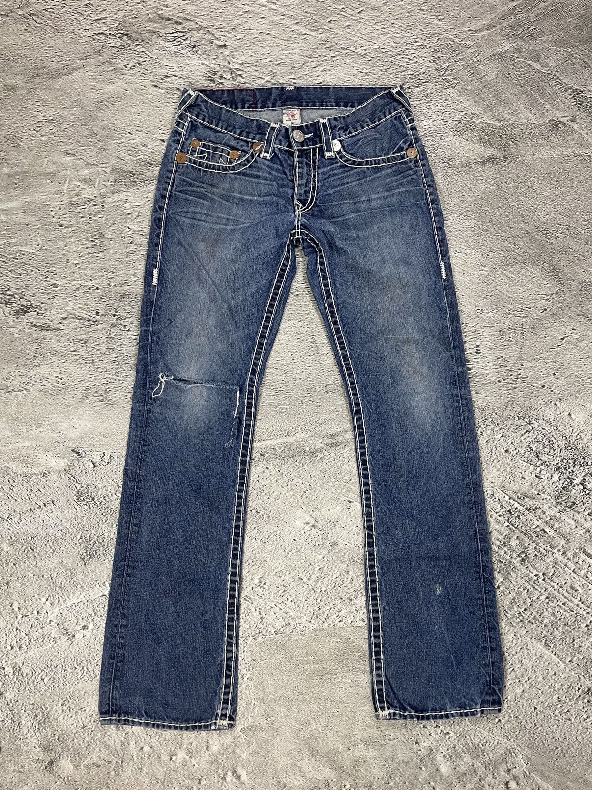 True Religion True Religion blue jeans white thick stitching Bobby Size US 32 / EU 48 - 4 Thumbnail