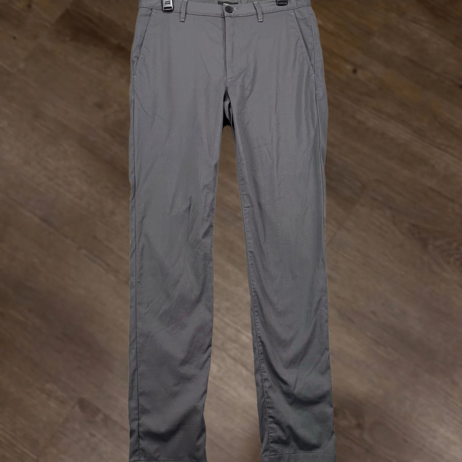 Theory Theory Pants Golf Straight Leg Mens 31 Gray Performance Stretch Lightweight Casual Modern Preppy Front Button Pockets Mens Regular Size 31 Gray Size US 31 - 1 Thumbnail