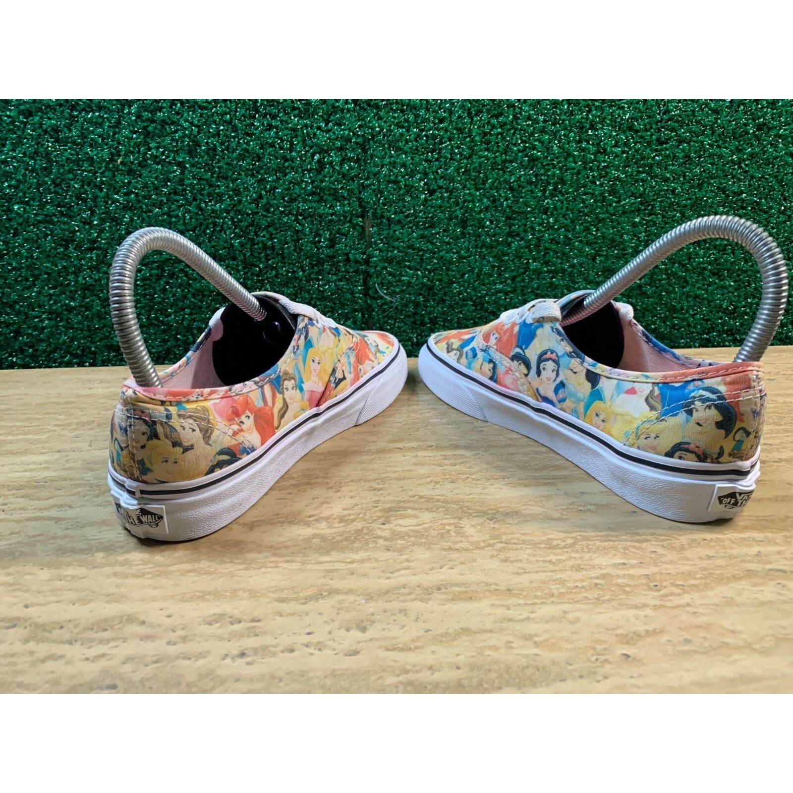 Vans Vans Off The Wall Disney Princess Sneaker Shoes Women Size 5 Size US 5 / IT 35 - 5 Thumbnail