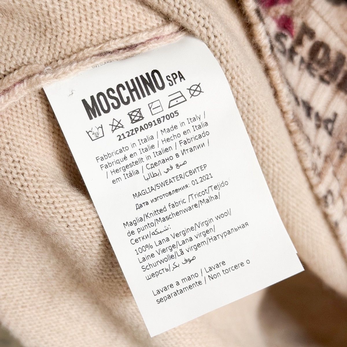 Moschino Moschino Couture Newspaper Print Virgin Wool Knit Sweater Size US M / EU 48-50 / 2 - 9 Thumbnail