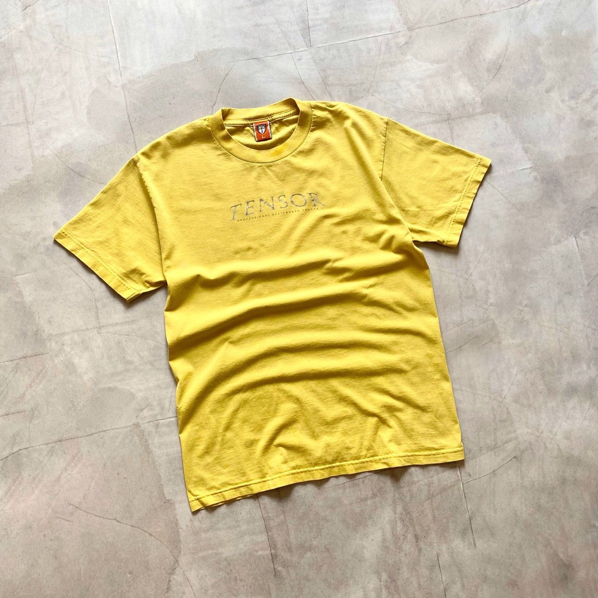 Blind Skateboards VTG Tensor Skateboard Track Faded Trashed Blind Vibe T-Shirt Size US L / EU 52-54 / 3 - 1 Thumbnail