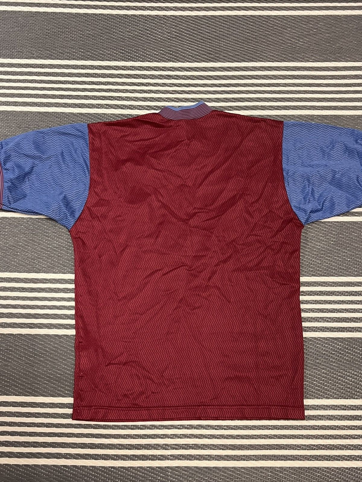 Reebok × Vintage 1997/1998 Aston Villa Reebok Home Soccer Jersey Size US M / EU 48-50 / 2 - 3 Thumbnail
