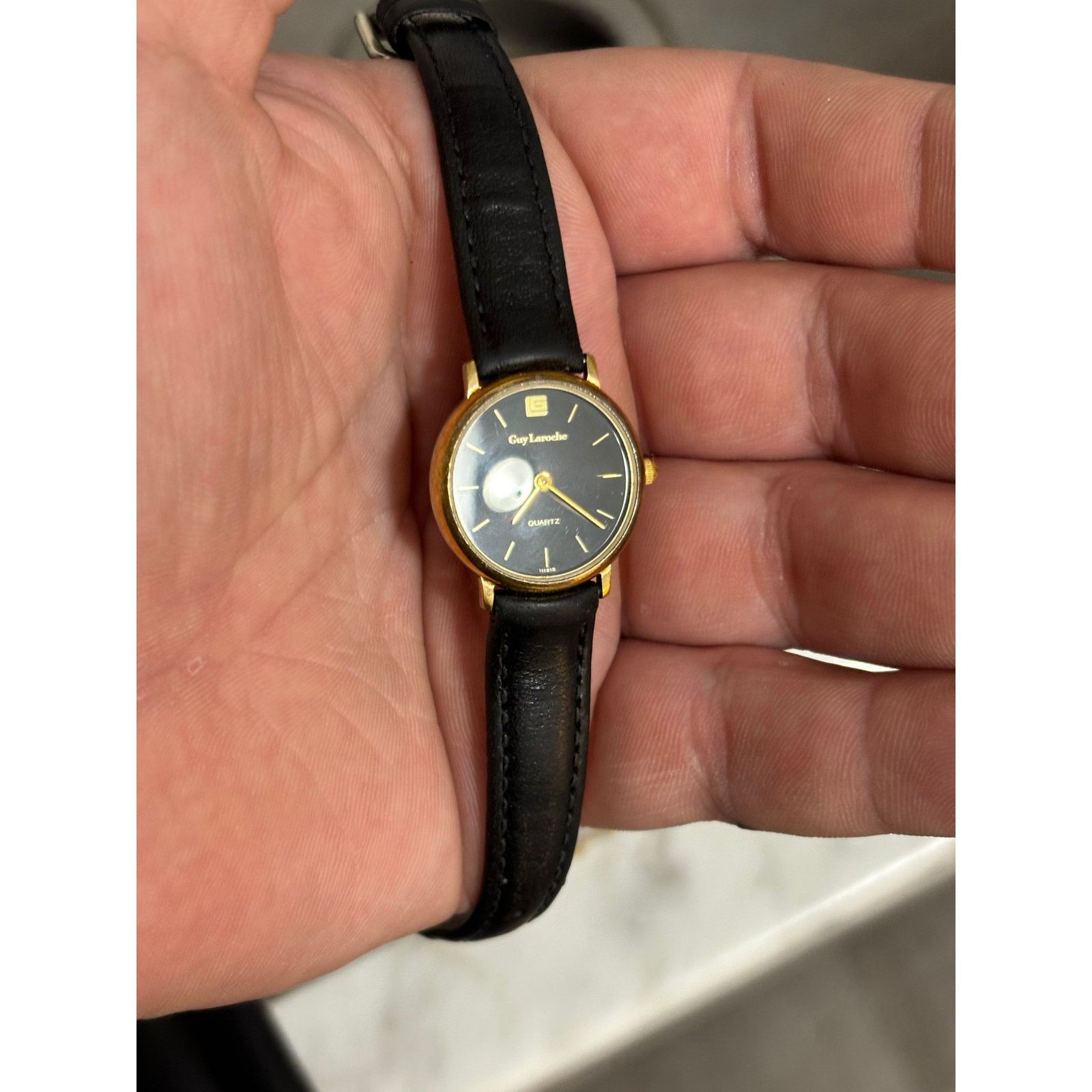 Guy Laroche Vintage Guy Laroche Womens Watch. New Battery. Size ONE SIZE - 4 Thumbnail