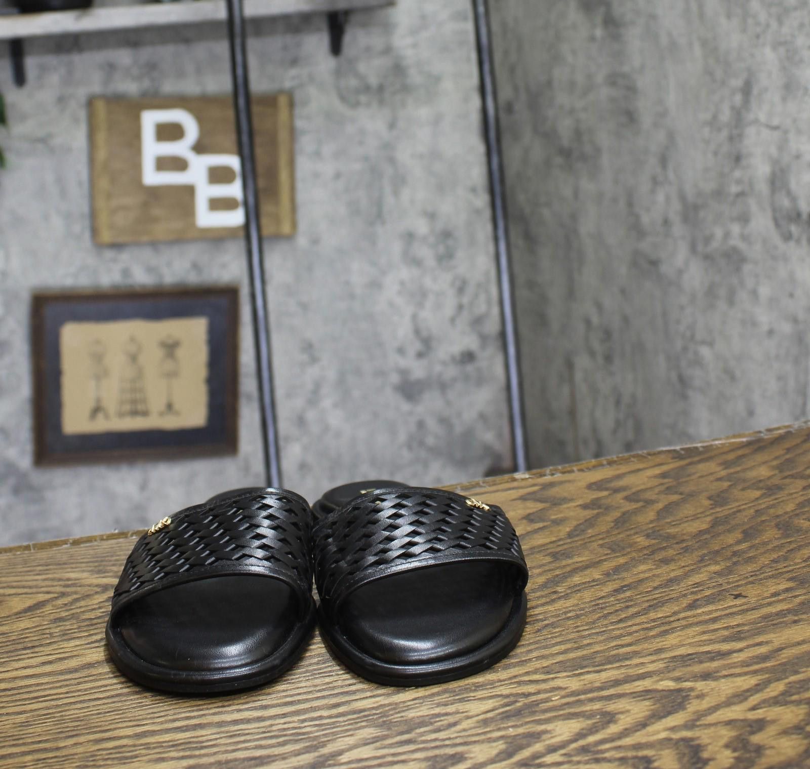 Michael Kors Michael Michael Kors Perforated Slide Sandals Black 6.5m Size US 6.5 / IT 36.5 - 3 Thumbnail