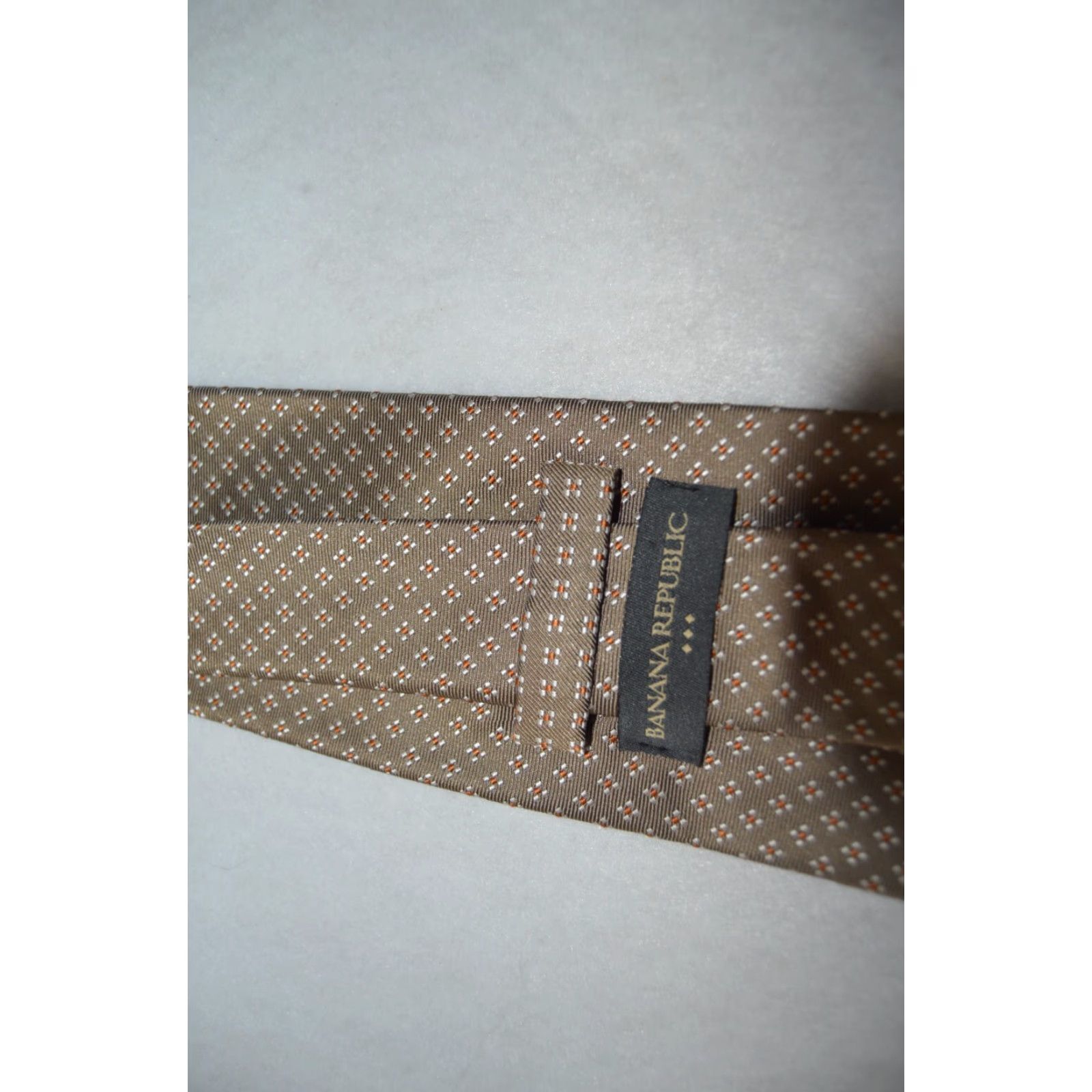 Banana Republic **BANANA REPUBLIC MEN'S BEIGE TIE 3.75 X 58** User: BANANA REPUBLIC MEN'S GEOMETRIC BEIGE TIE 3.75 X 58 Size ONE SIZE - 4 Thumbnail
