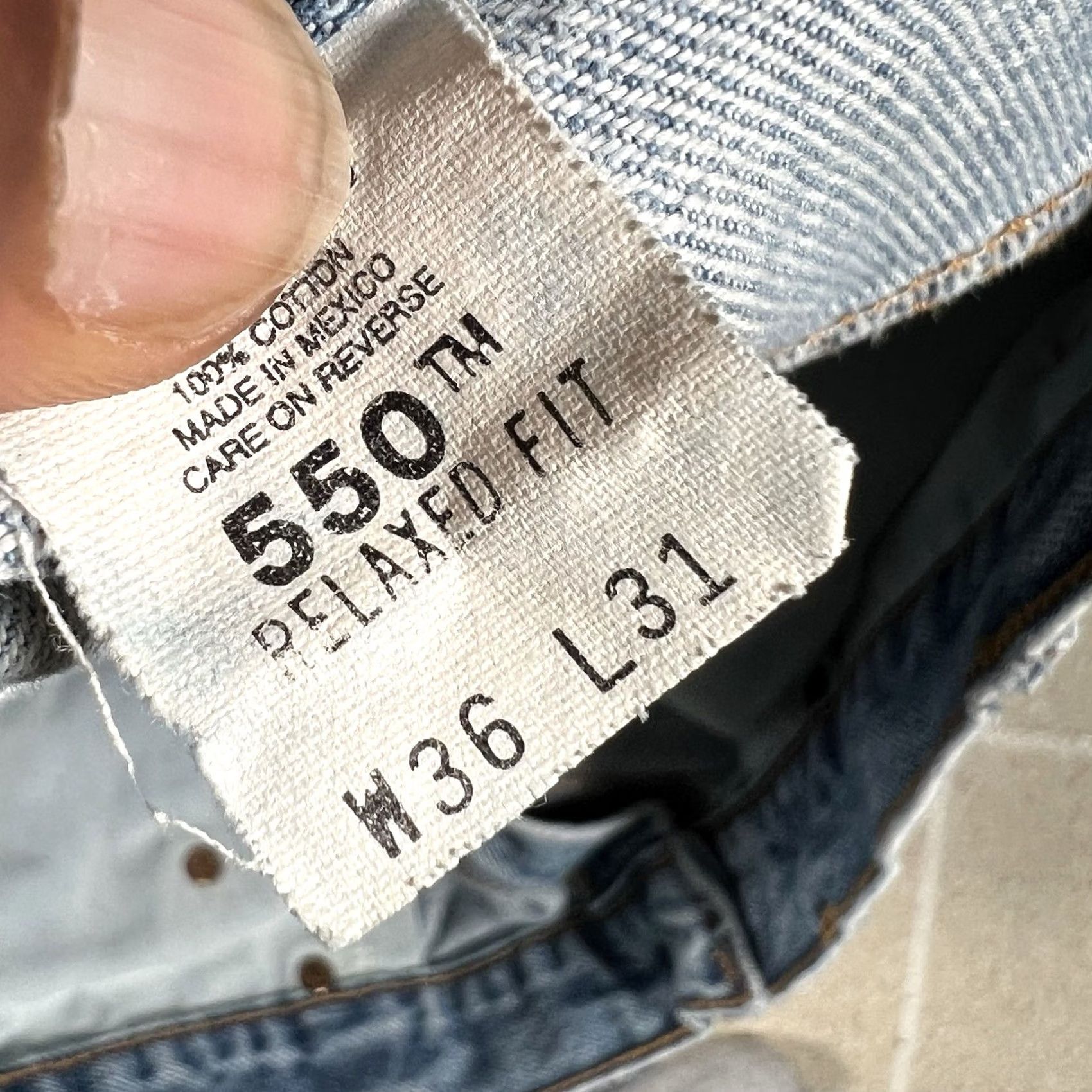Levi's VINTAGE Levi’s 550 Jeans Denim 36 X 31 Men Regular Blue 2001 Y2K Relaxed Fit Straight Made in Mexico Size US 36 / EU 52 - 3 Thumbnail