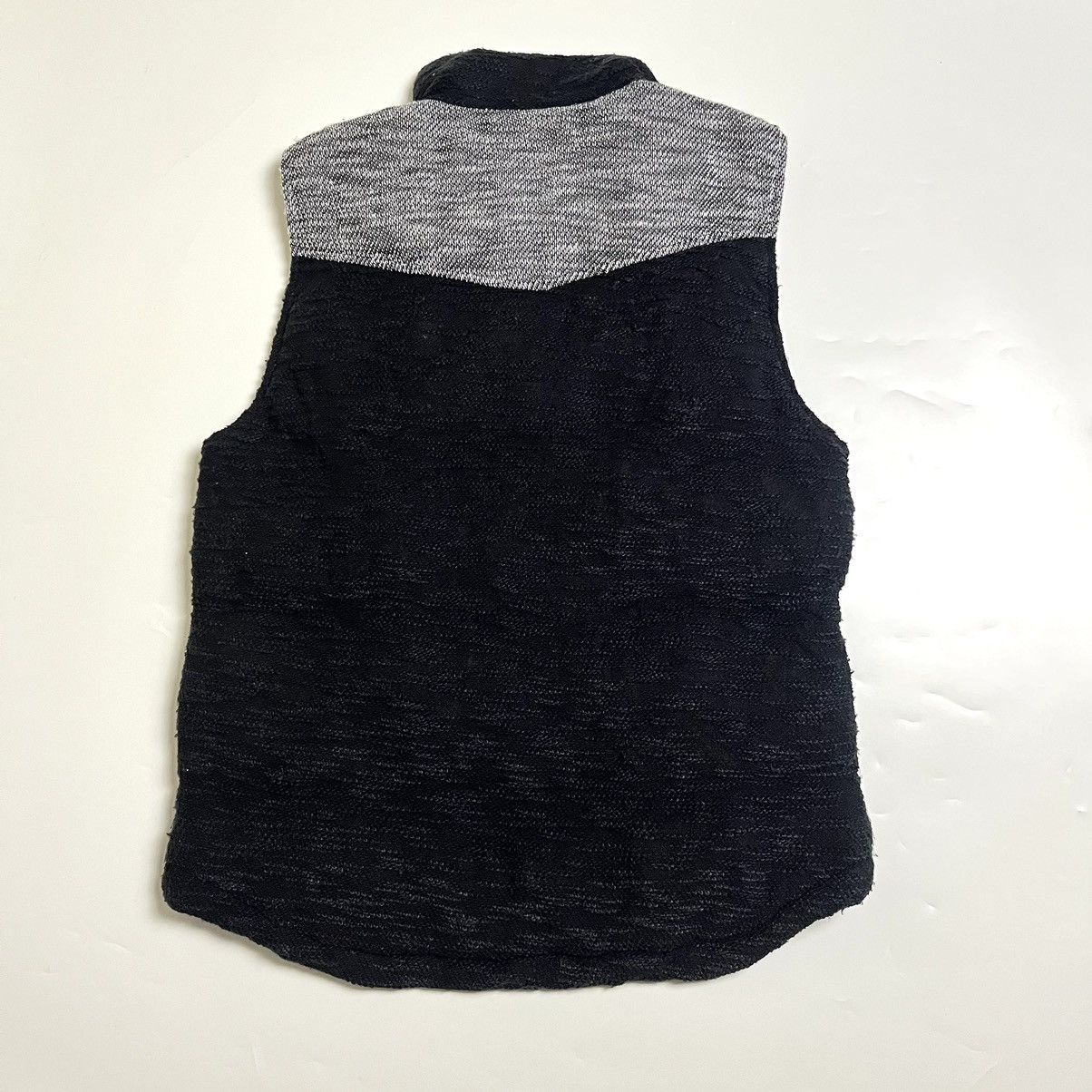 🔥In the attic puffer vest nicen pattren design🔥