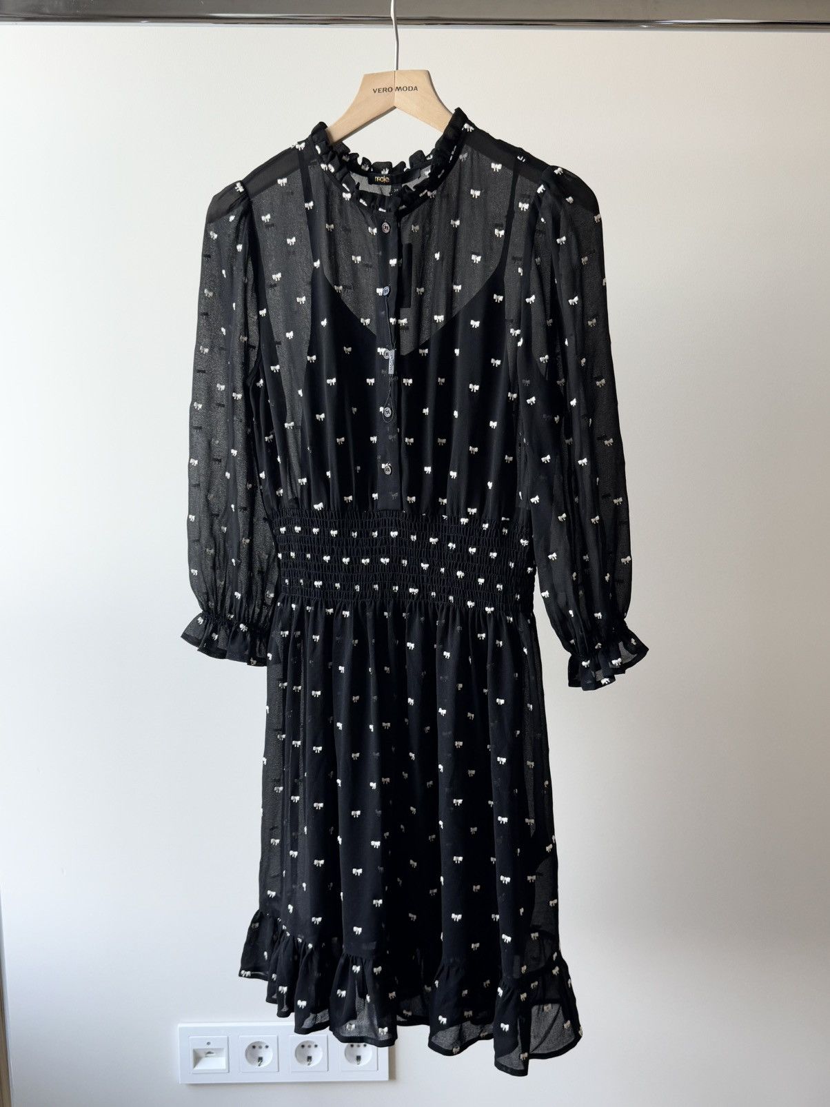 Maje Brand new maje dress with labels Size M / US 6-8 / IT 42-44 - 4 Thumbnail