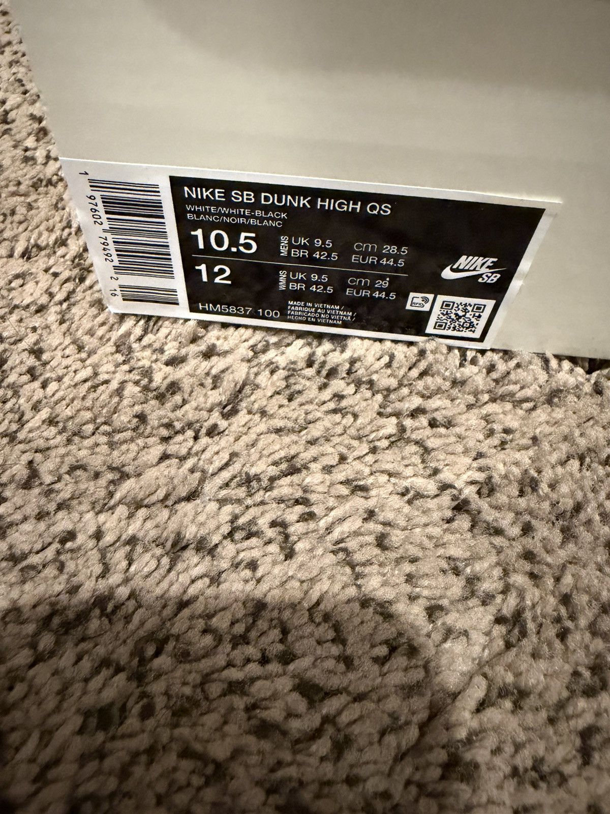 Nike SB Nike SB Dunk High Antihero Size US 10.5 / EU 43-44 - 10 Thumbnail