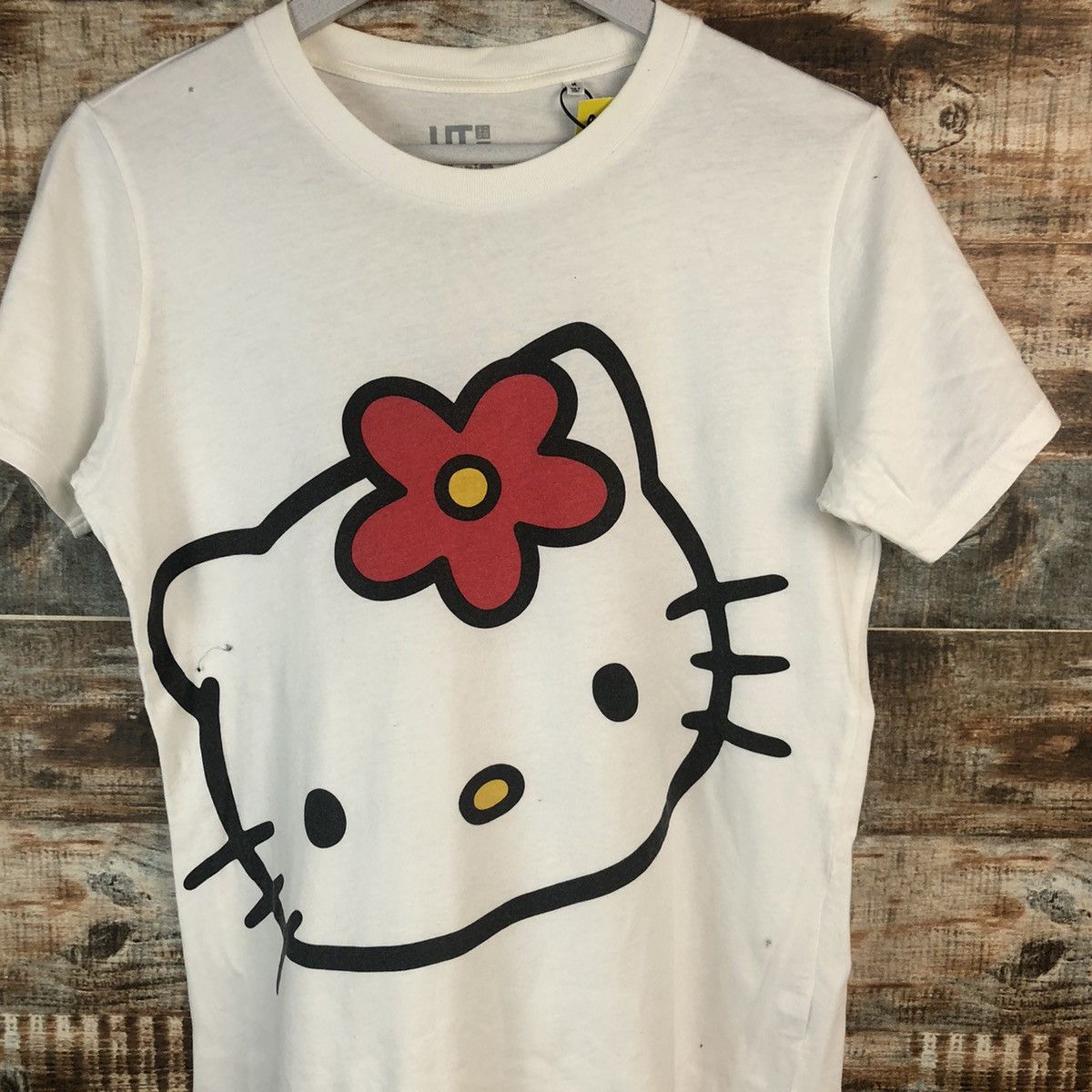 Uniqlo Uniqlo Hello Kitty Scanio uniqlo tee T-Shirt #A1985 Size M / US 6-8 / IT 42-44 - 5 Thumbnail