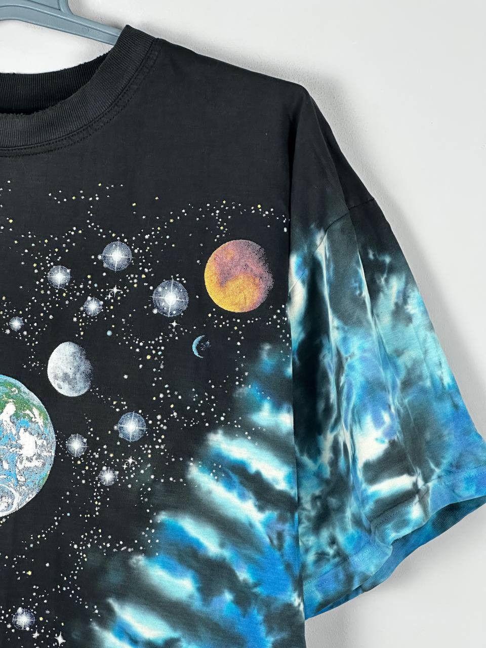 Liquid Blue Vintage Planet Earth AOP Galaxy Printed T Shirt Size US XL / EU 56 / 4 - 5 Thumbnail