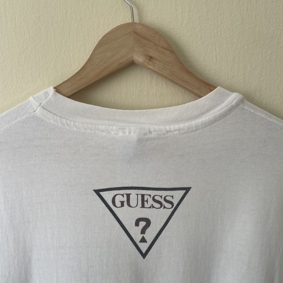 Guess Vintage Guess Iconic Logo Tee Shirt Size US XL / EU 56 / 4 - 4 Thumbnail
