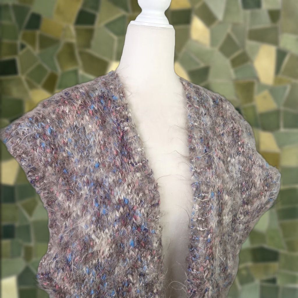Vintage VINTAGE 80s Gray Mohair Knit Tie Front Sweater Vest Women L Sleeveless Marled Fuzzy Fashion Casual Knitwear Size L / US 10 / IT 46 - 1 Thumbnail