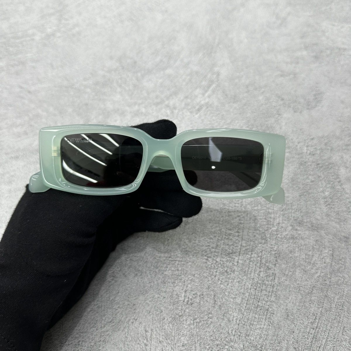 Off-White OFF WHITE ARTHUR SUNGLASSES Size ONE SIZE - 2 Thumbnail