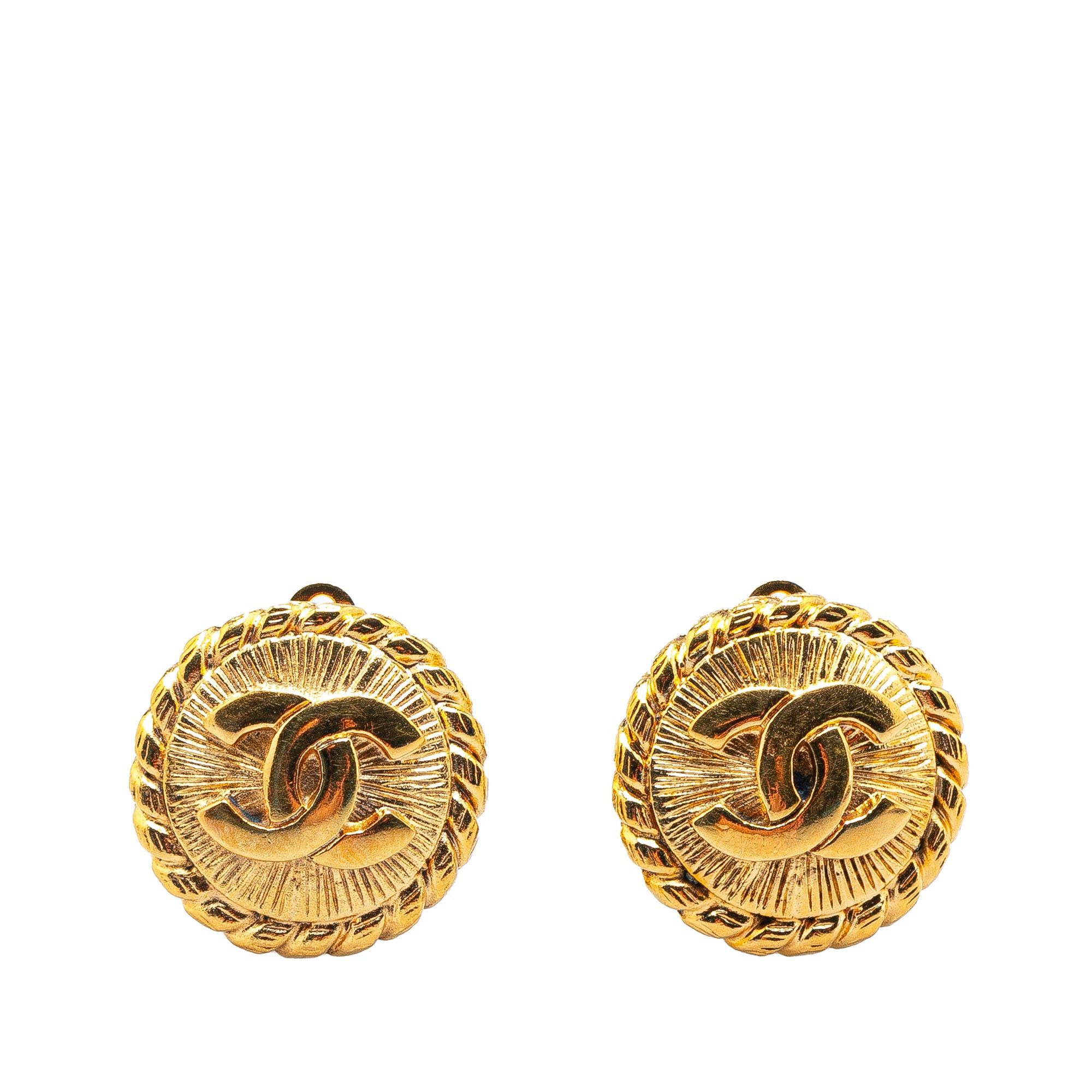 Chanel Chanel Gold Plated CC Round Clip on Earrings Gold Size ONE SIZE - 1 Thumbnail