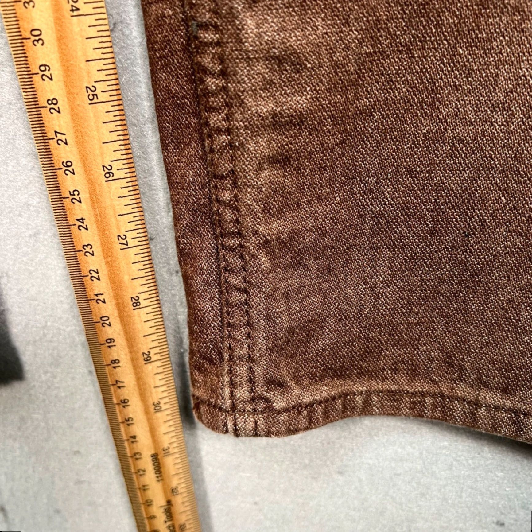 Uniqlo Uniqlo Womens Jeans 23 Brown Straight-Leg Cotton Denim 5-Pocket Inseam 31 High Rise Vintage No Size 40" / US 18 - 7 Thumbnail