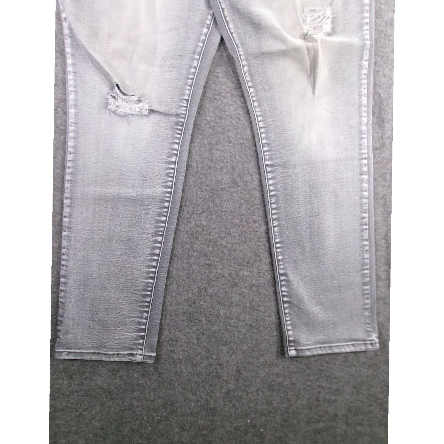 Vintage VINTAGE Indigo Wisdom Jeans Unisex Adults Regular Medium Distressed Black Denim 80s 90s Grunge Slim Tapered Ripped Size US 36 / EU 52 - 2 Thumbnail