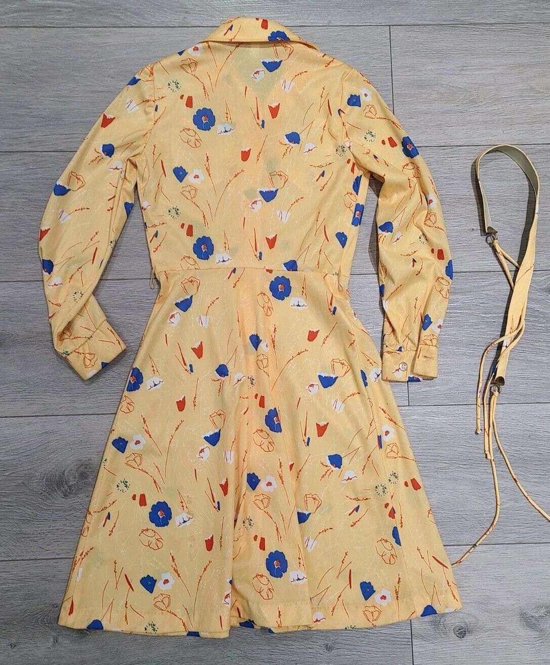 Designer Vintage Dress 1960s Printed Button Down Yellow Belted Size L / US 10 / IT 46 - 2 Thumbnail