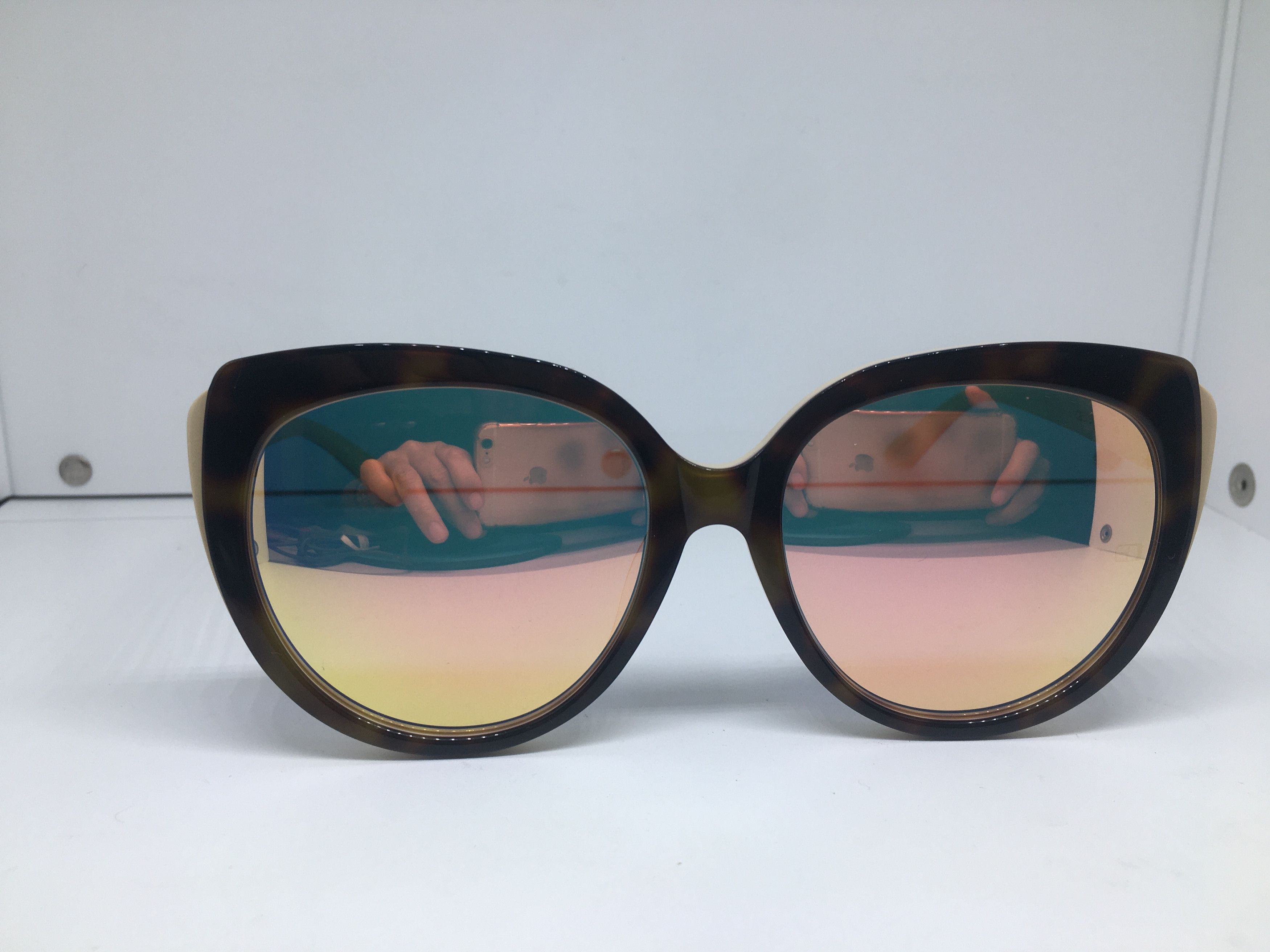 Other Great Dreamer Caster Oversize Sunglasses Frame Diva Size ONE SIZE - 2 Thumbnail
