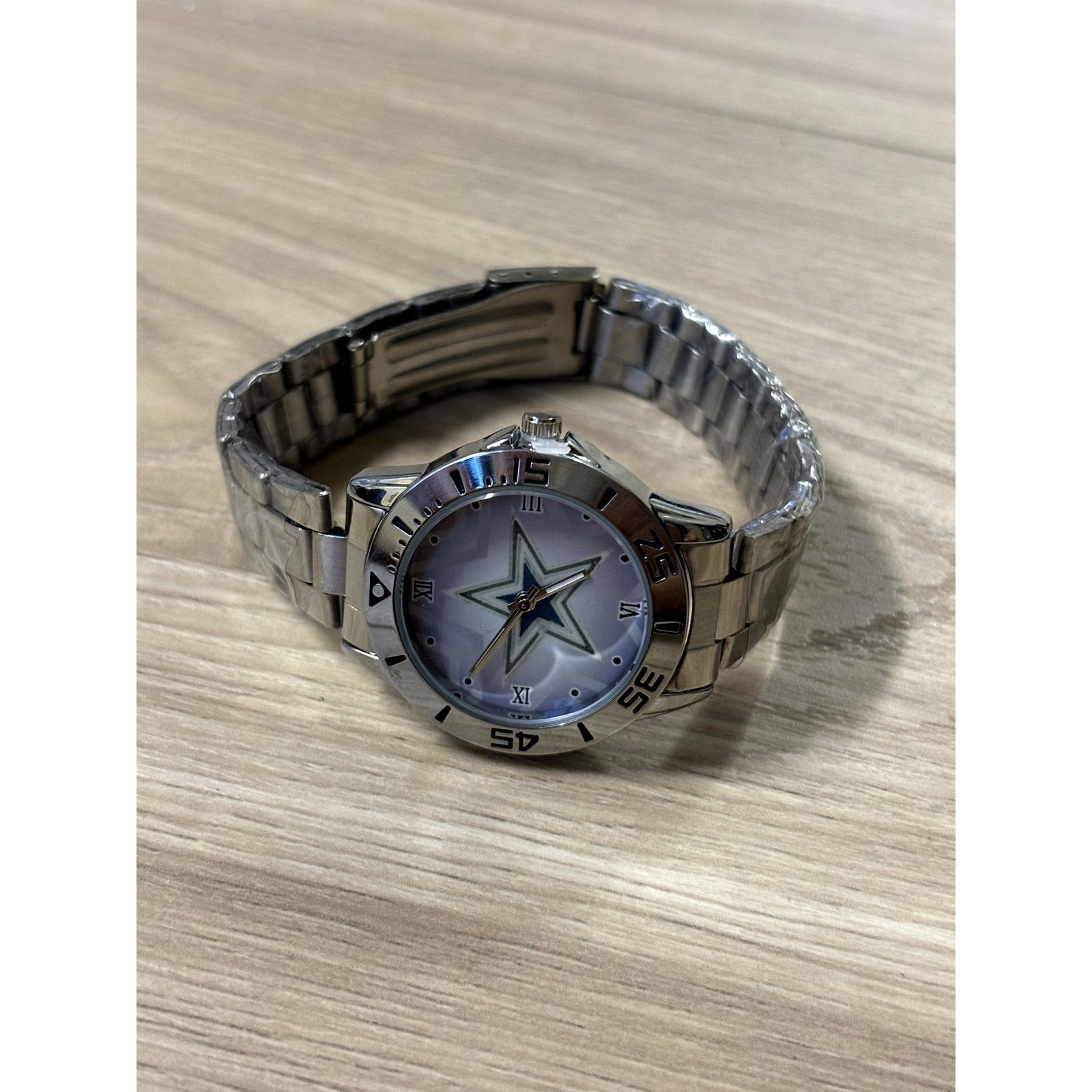 Japanese Brand × Vintage Star Analog Watch Size ONE SIZE - 1 Thumbnail