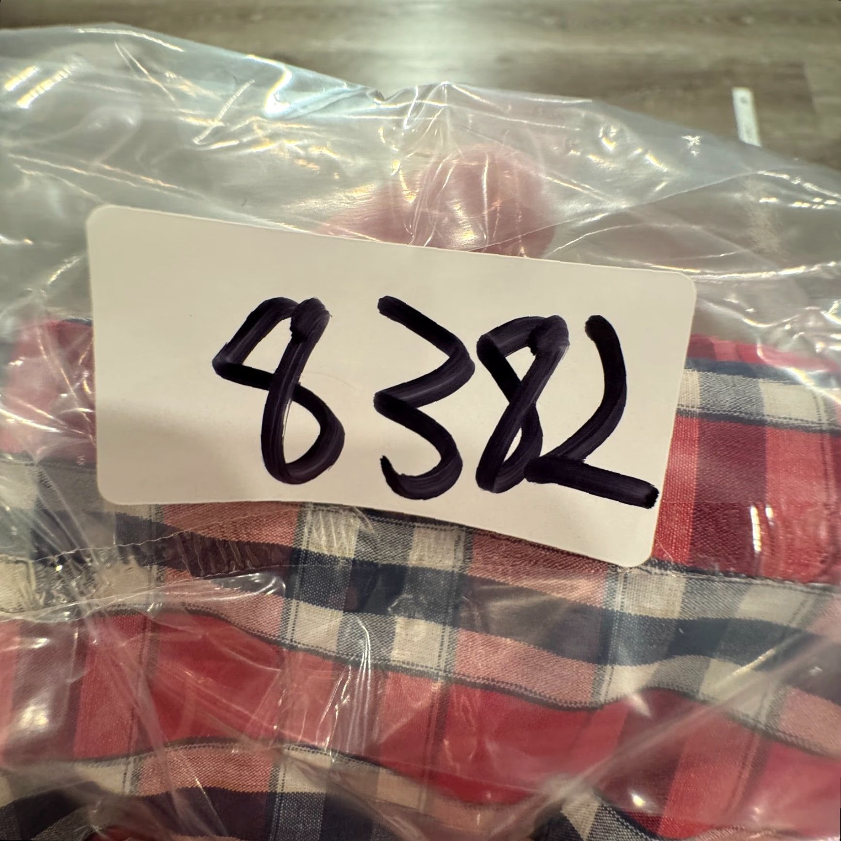 Banana Republic Banana Republic Shirt Mens Small Red Plaid Button Up Cotton Preppy Slim Size US S / EU 44-46 / 1 - 8 Thumbnail