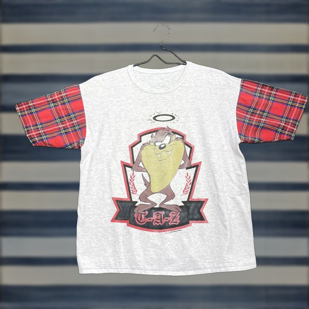 Vintage VINTAGE Warner Bros Taz Looney Tunes Shirt Mens Large Gray Plaid Red Cartoon 90s Size US L / EU 52-54 / 3 - 1 Thumbnail