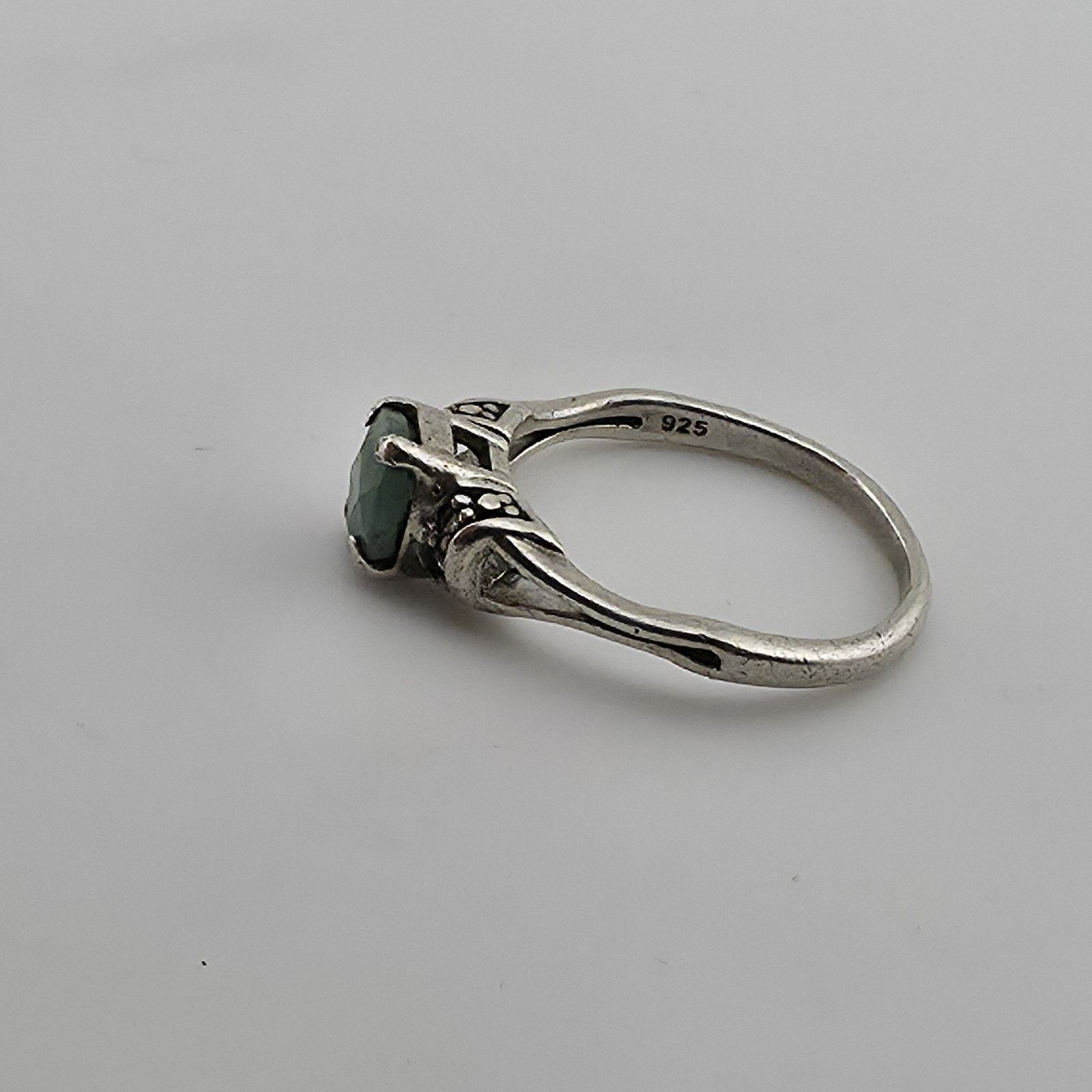 Other Sterling Silver Ring Green Stone 925 Size 6.5 Size ONE SIZE - 6 Thumbnail