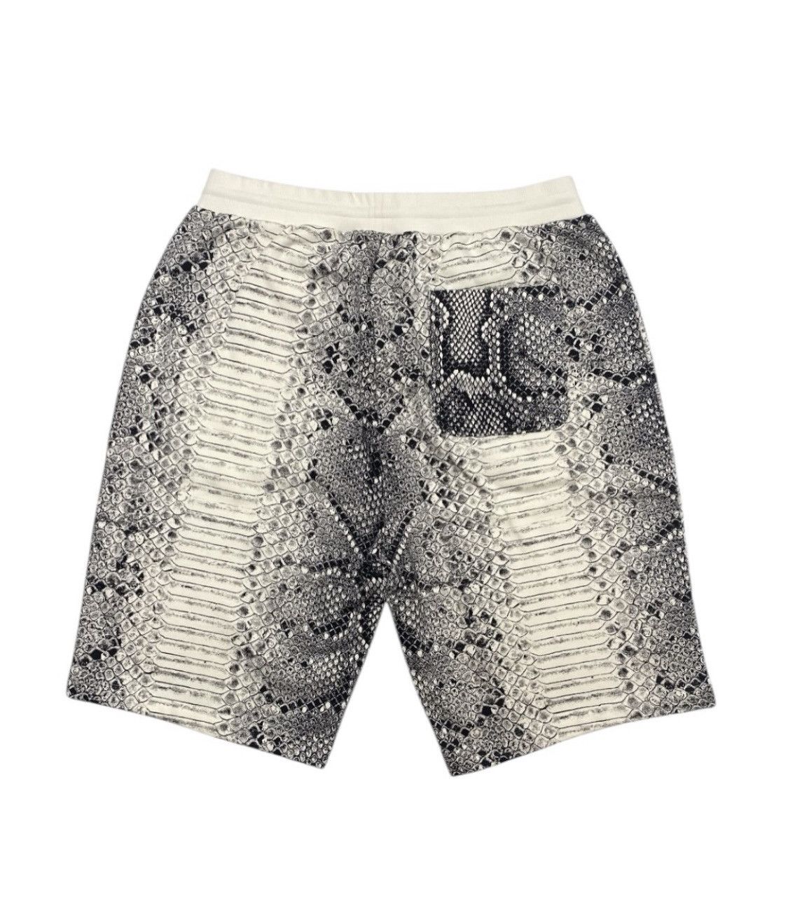 Carhartt Wip Carhartt Wip Year of the Snake Drop Japan Size L Shorts Size US 40 / EU 56 - 12 Thumbnail