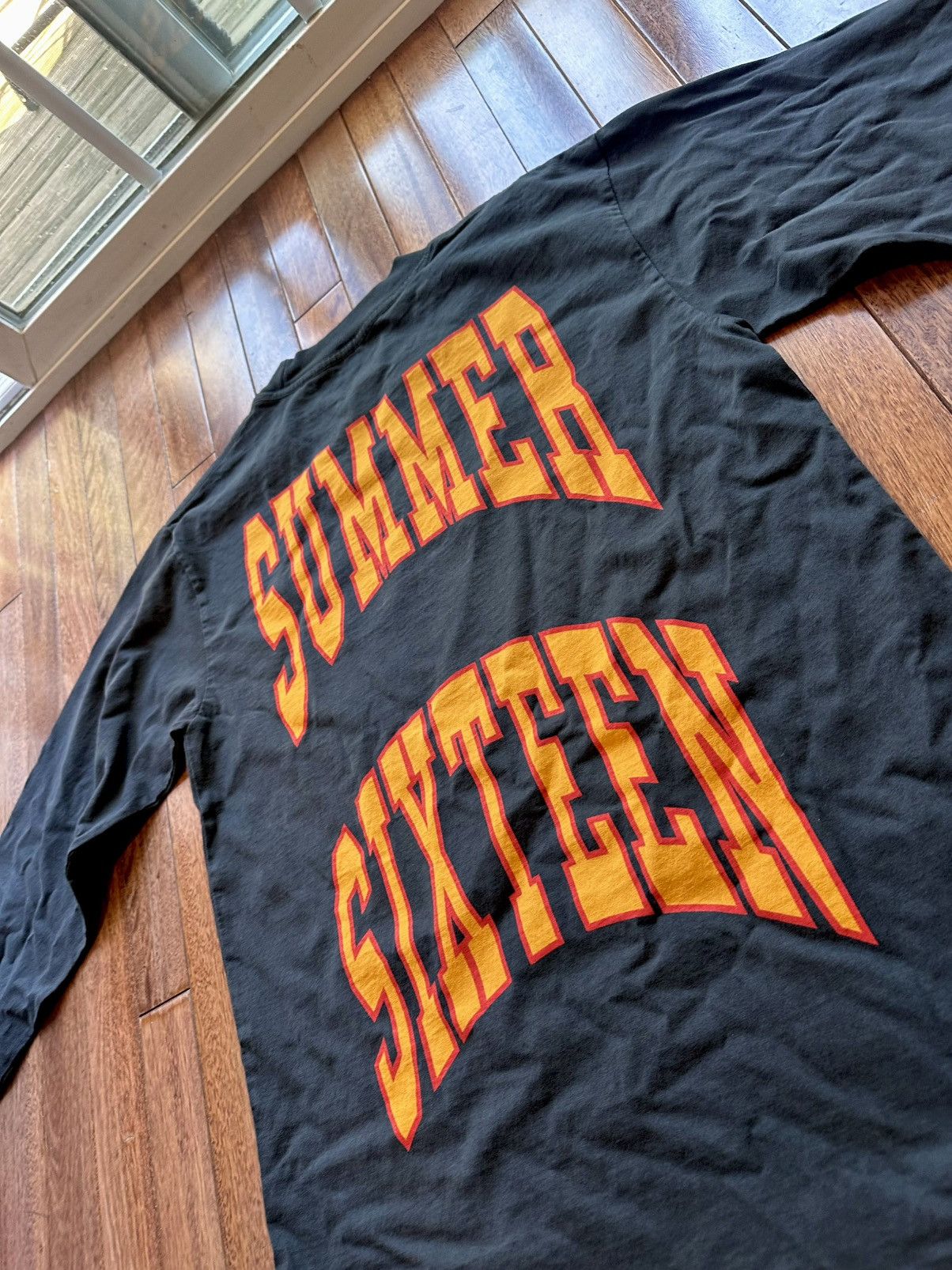 Drake Drake Related Summer Sixteen 5 year Anniversary l/s tee Size US S / EU 44-46 / 1 - 3 Thumbnail