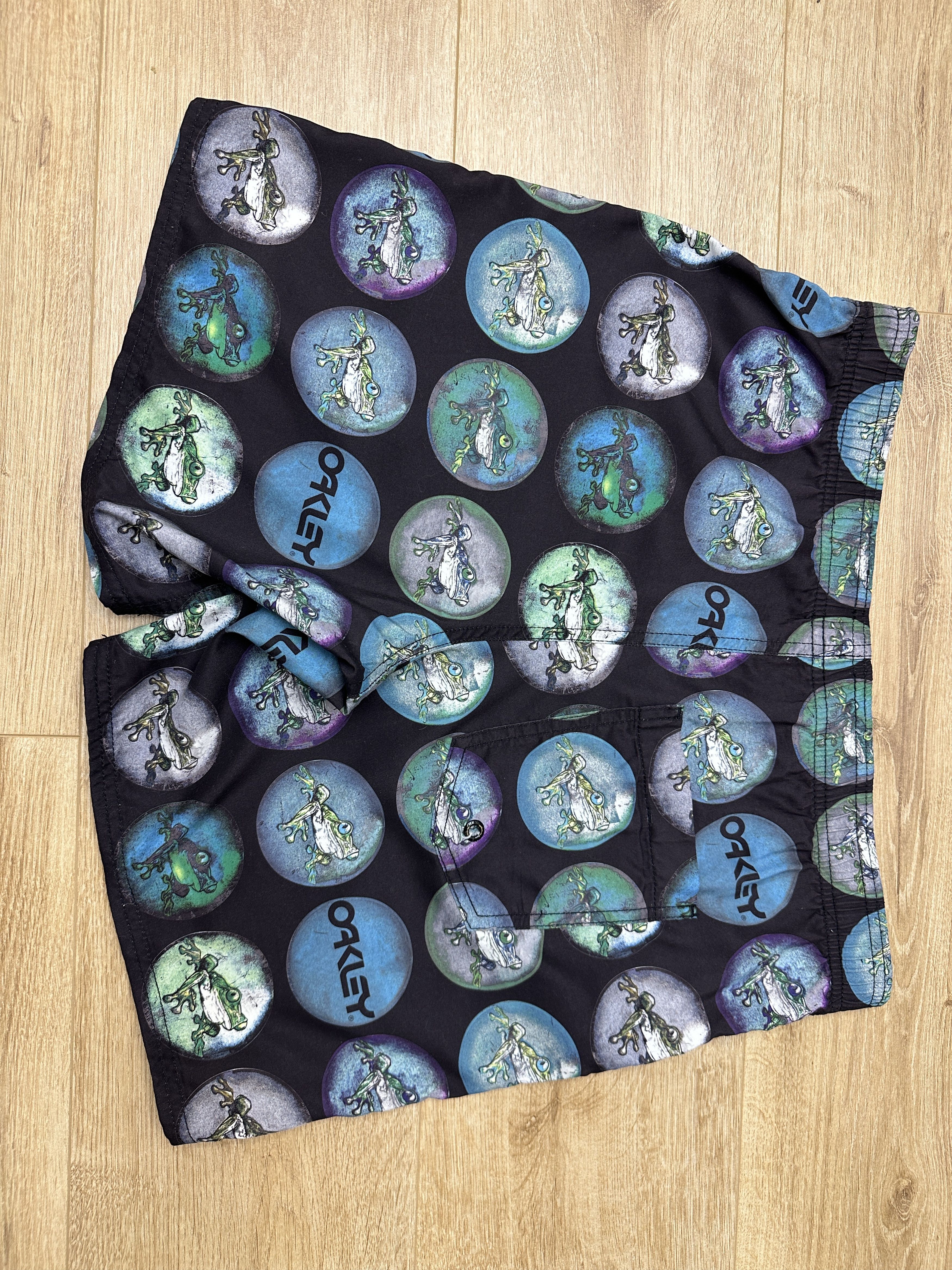 Oakley Oakley Frog Print Swim Shorts Polyester Size 30 Beach Swim Size US 32 / EU 48 - 10 Thumbnail