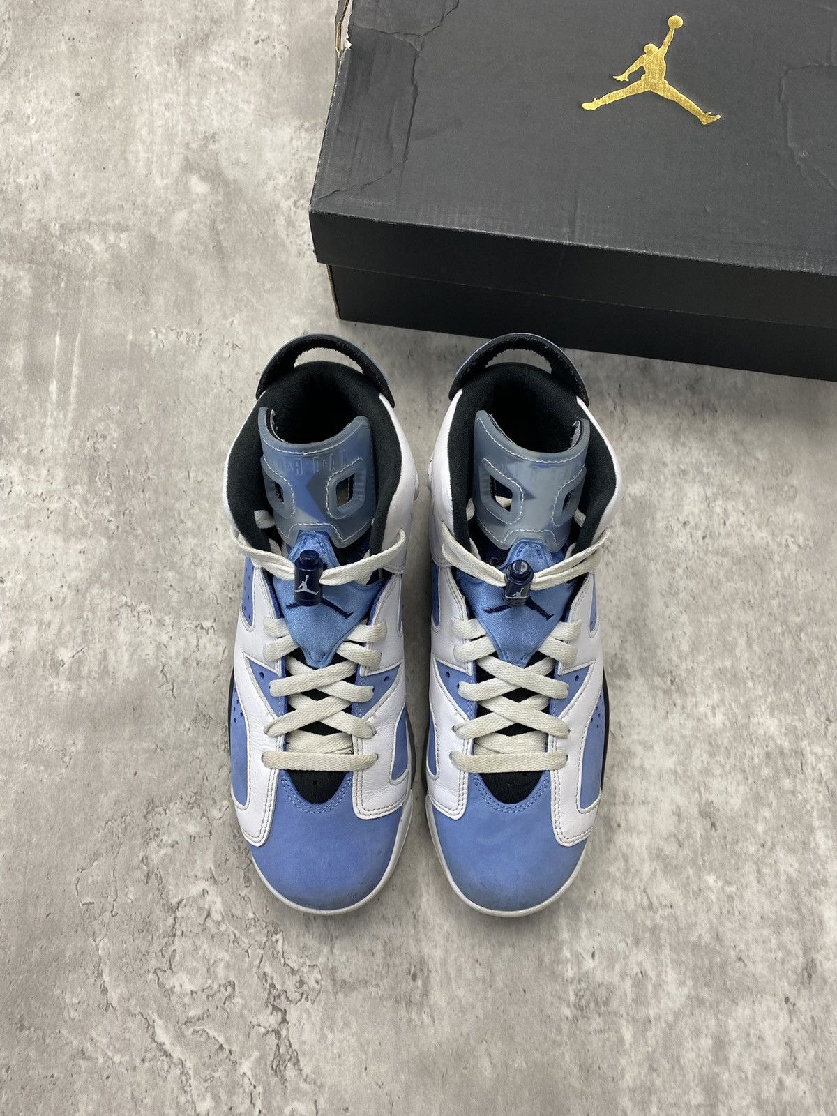 Jordan Brand Size 7Y - Jordan 6 Retro “UNC White” Size US 7 / EU 40 - 3 Thumbnail