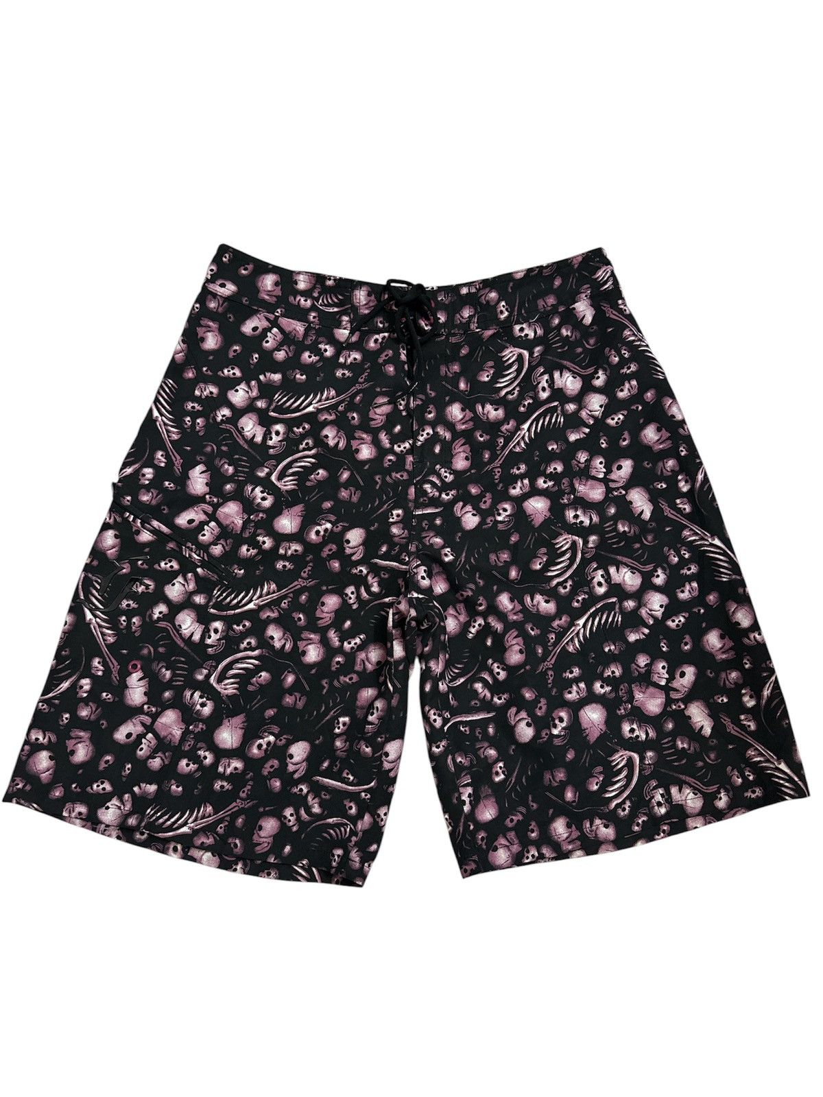 GOA Crazy 2000s Iron Fist Skulls Lgb Goa Jnco Y2K Style Shorts Size US 33 - 1 Thumbnail
