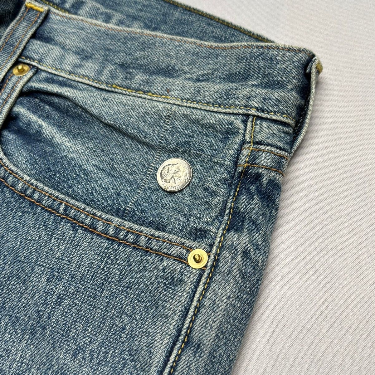 Sid Mashburn $185 Sid Mashburn Light Wash Denim 32x32 Slim Straight Jeans Size US 32 / EU 48 - 10 Thumbnail
