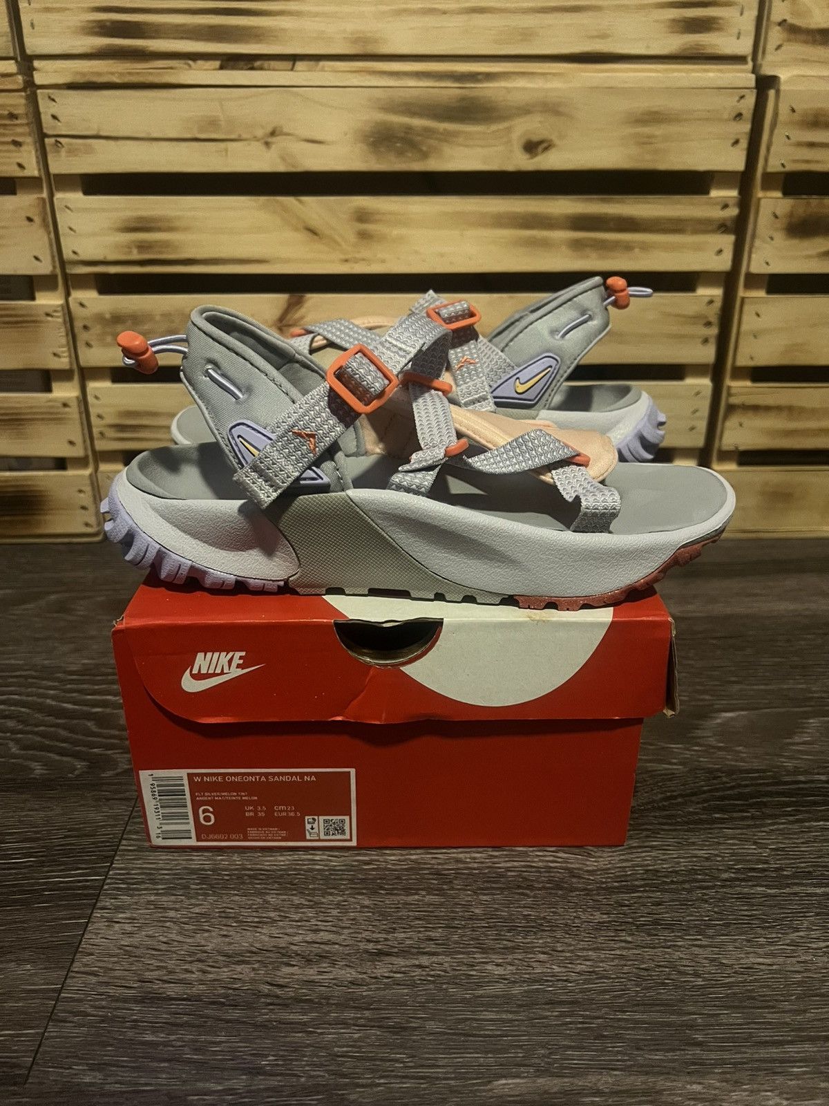 Nike Nike Trail Oneonta Hiking Sandal Women’s Melon Tint Arctic Size US 6 / IT 36 - 1 Thumbnail