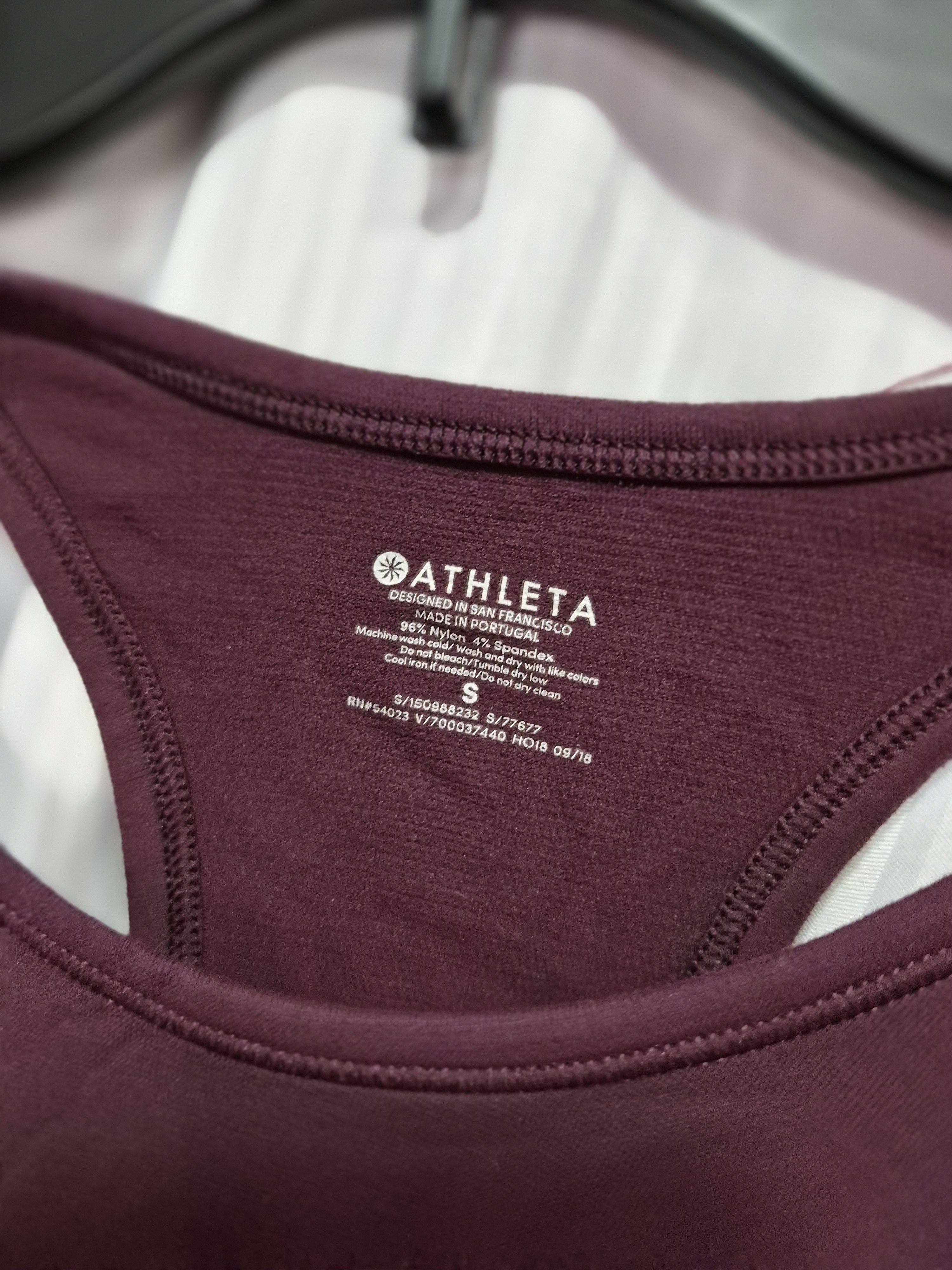 Athleta Athleta Women's Small Racerback Tank Top - Plum Size S / US 4 / IT 40 - 6 Thumbnail