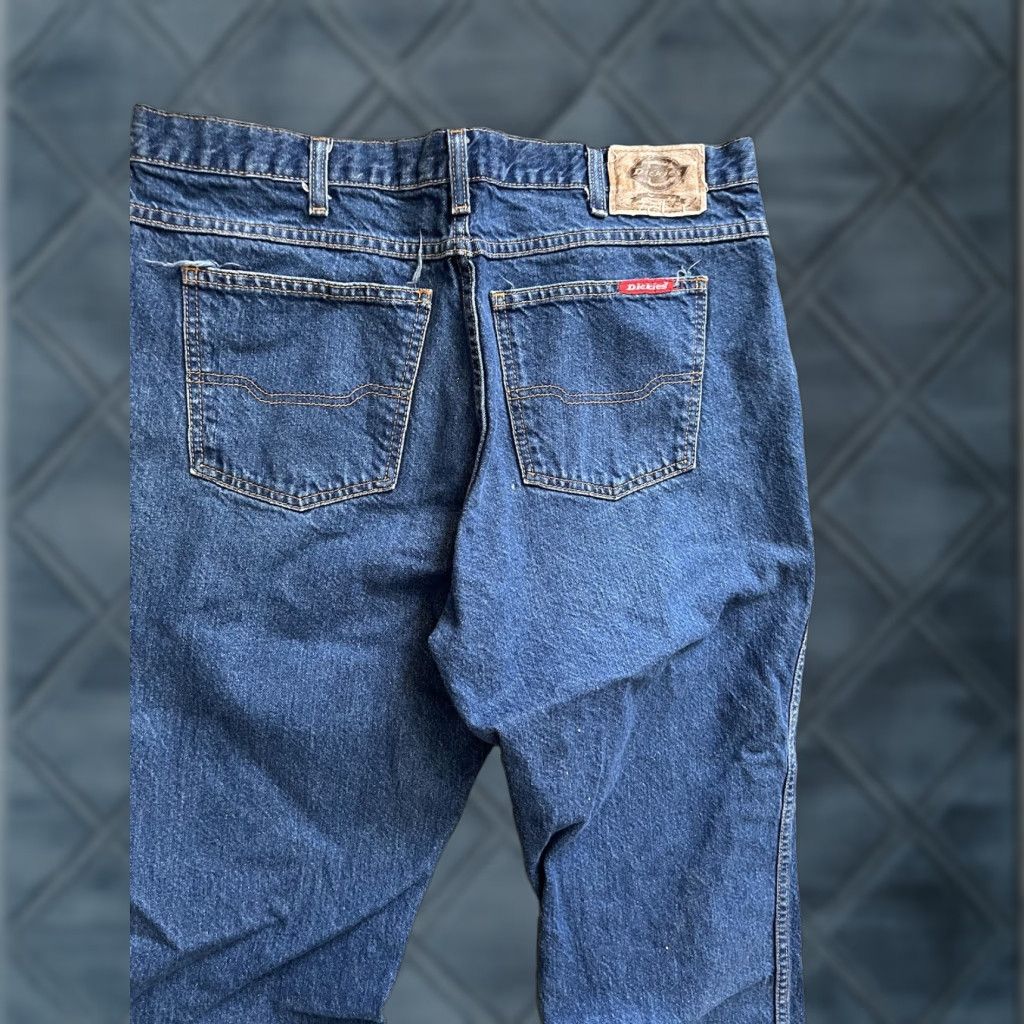 Dickies Dickies Jeans Mens 38x30 Blue Denim Pants Classic Fit Workwear Regular Inseam 30in Cotton Denim Pockets Classic Fit Mens Jeans Size US 38 / EU 54 - 1 Thumbnail