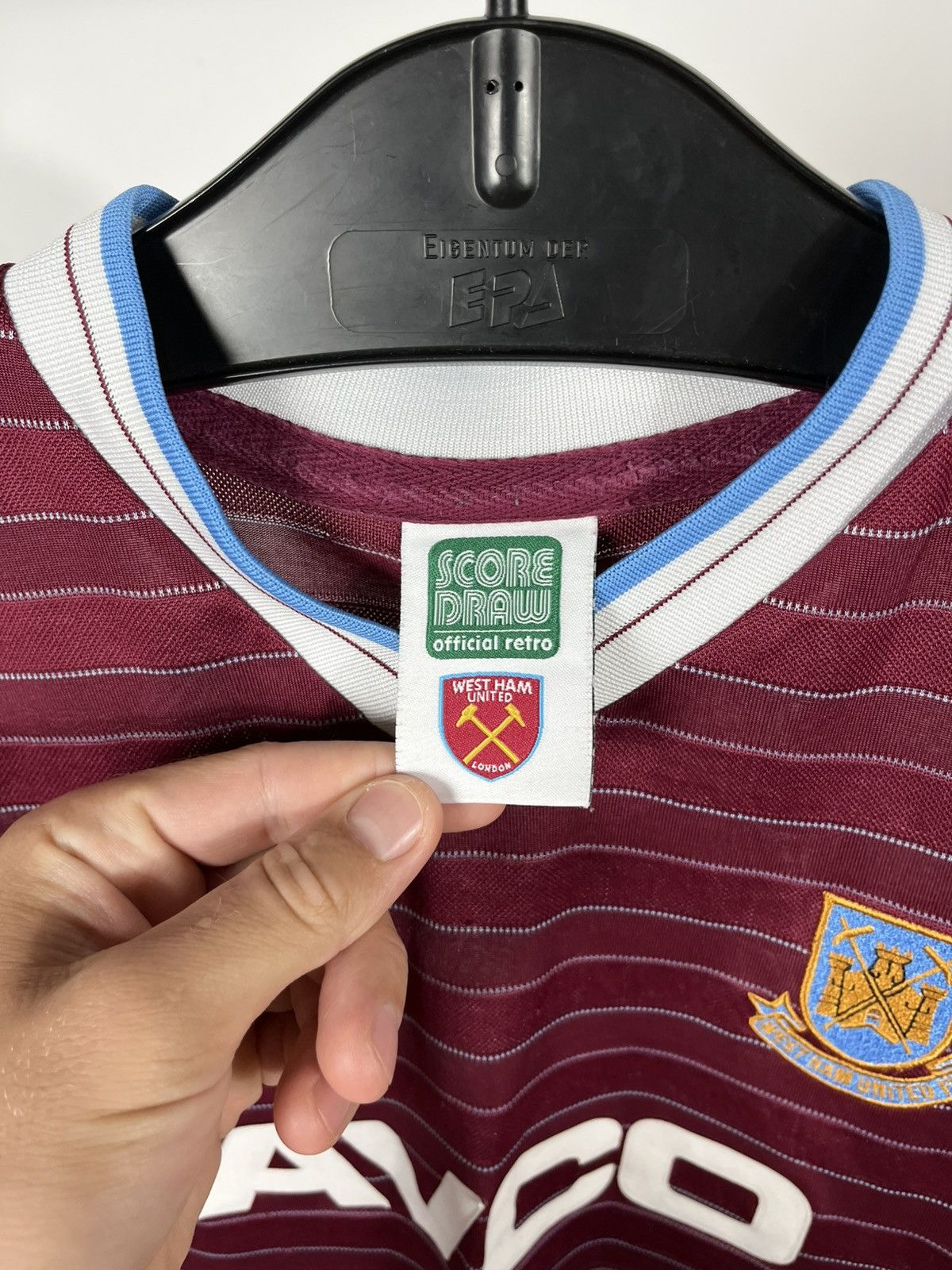 Other Score Draw West Ham United Retro AVCO Home Shirt Size S Size US S / EU 44-46 / 1 - 5 Thumbnail