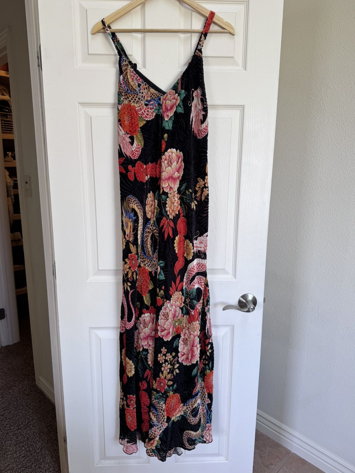 Johnny Was Johnny Was S silk Asian dragon maxi dress kanako Levi burnou Size S / US 4 / IT 40 - 9 Thumbnail