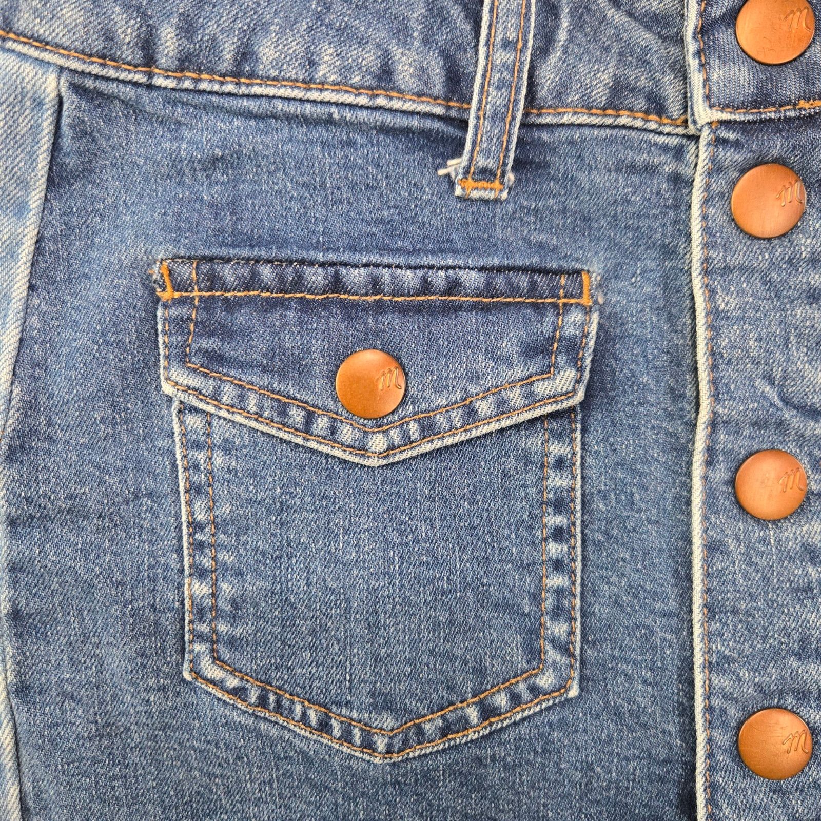 Madewell Madewell Two Tone Button Front Denim Mini Skirt Size 26 Size 26" / US 2 / IT 38 - 4 Thumbnail