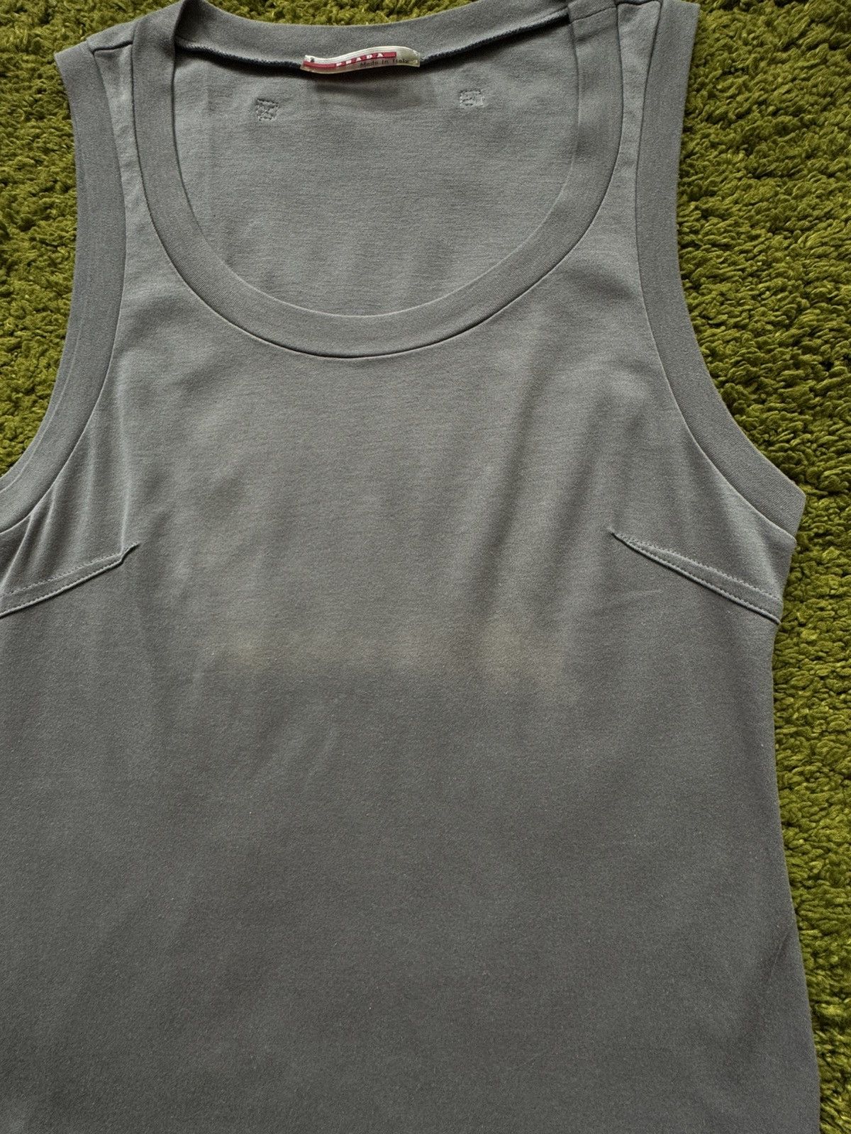 Prada Prada red tab 2000s vintage luxury sun faded tank top Y2K Size S / US 4 / IT 40 - 5 Thumbnail