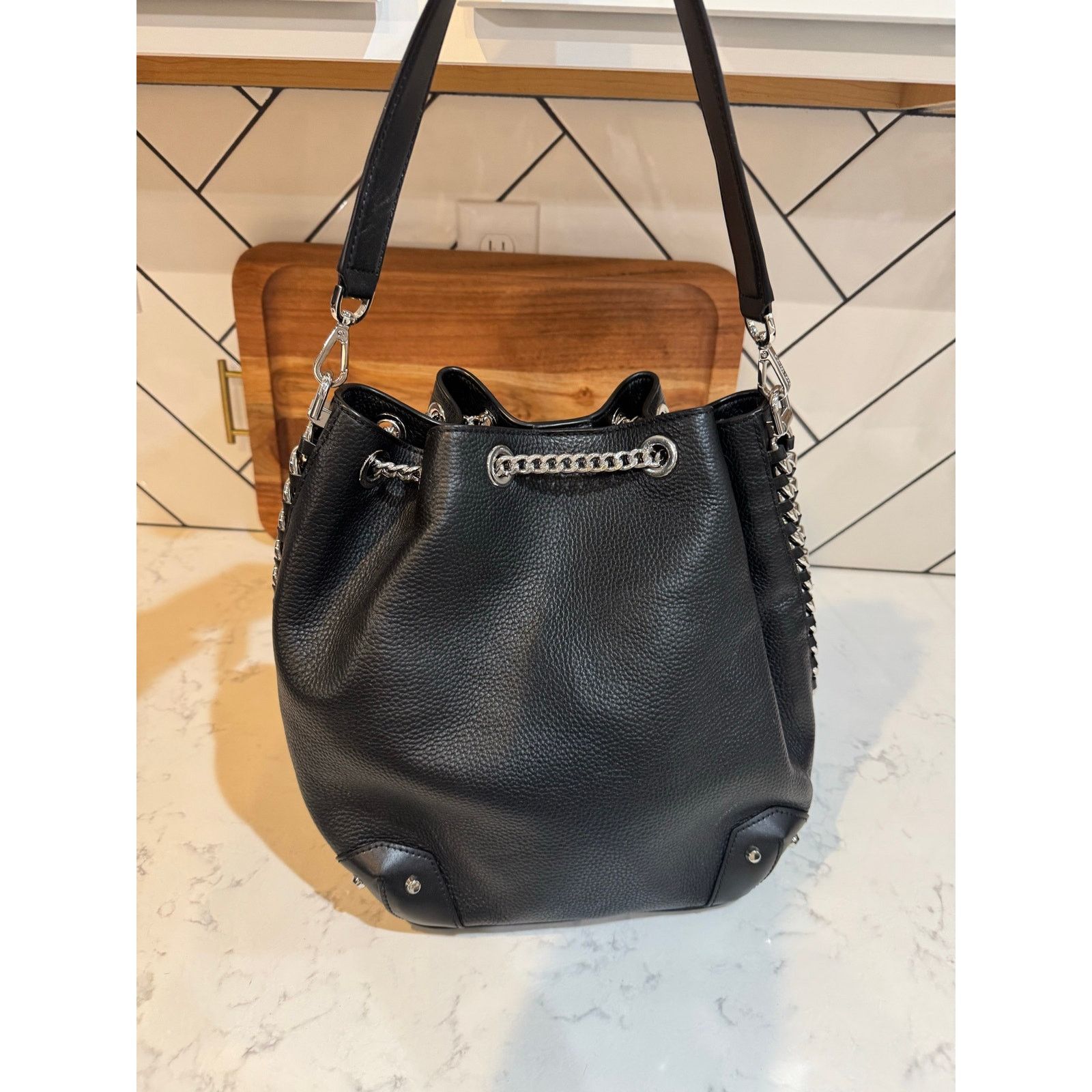 Michael Kors Michael Kors Alanis Pebbled Leather Bucket shoulder Bag Size ONE SIZE - 8 Thumbnail