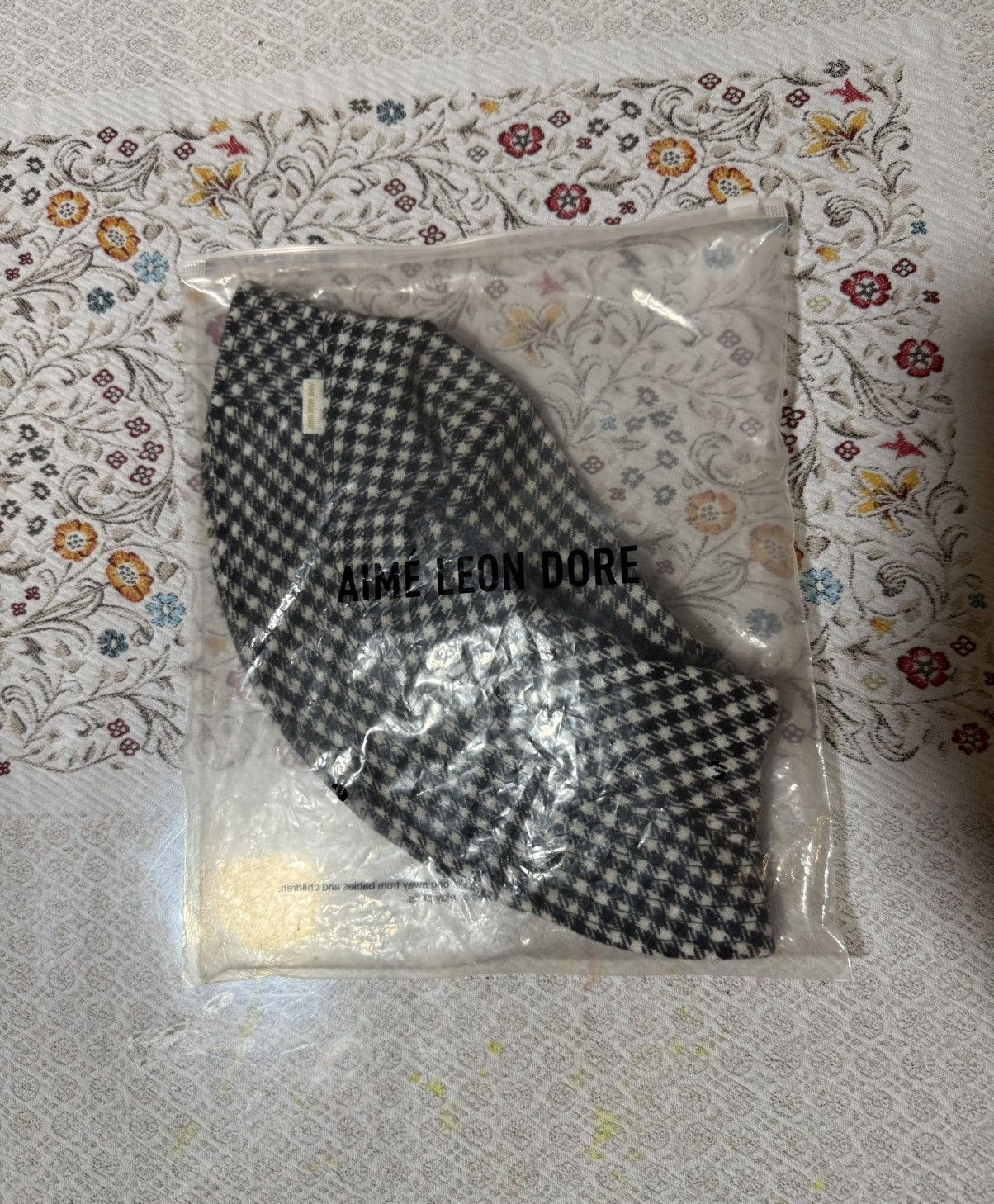 Aime Leon Dore Aime Leon Dore ALD Wool Bucket Hat Houndstooth Size L / XL Size ONE SIZE - 9 Thumbnail