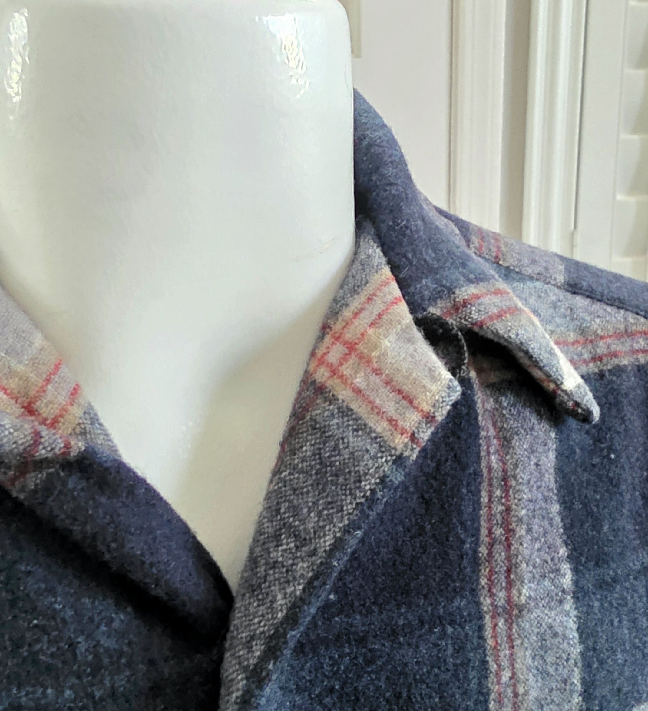 Pendleton Pendleton 1970s 80s Wool Board S Blue Plaid Loop Collar USA Size US S / EU 44-46 / 1 - 4 Thumbnail