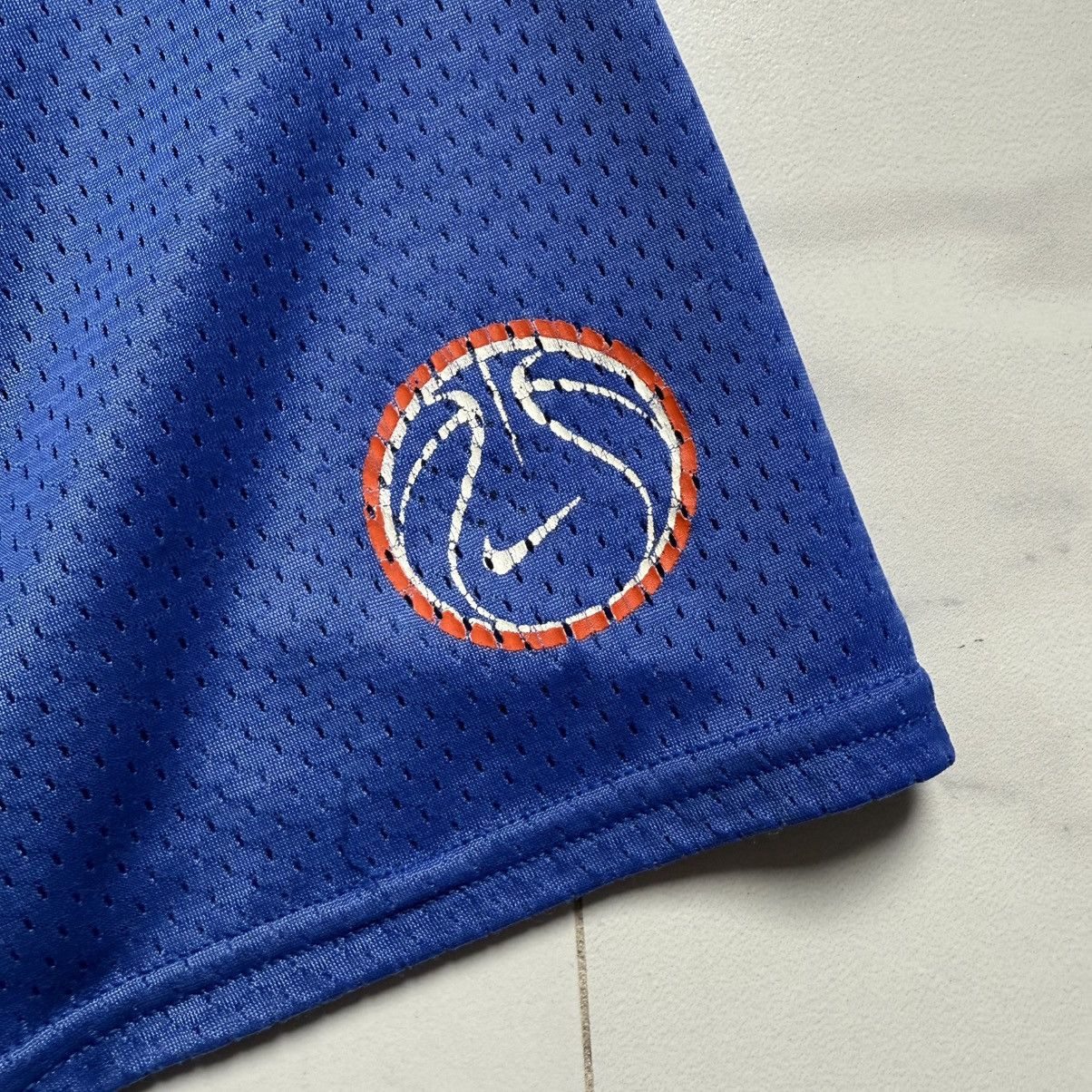 Nike × Vintage Vintage 90s Nike Basketball Shorts Size US 36 / EU 52 - 4 Thumbnail