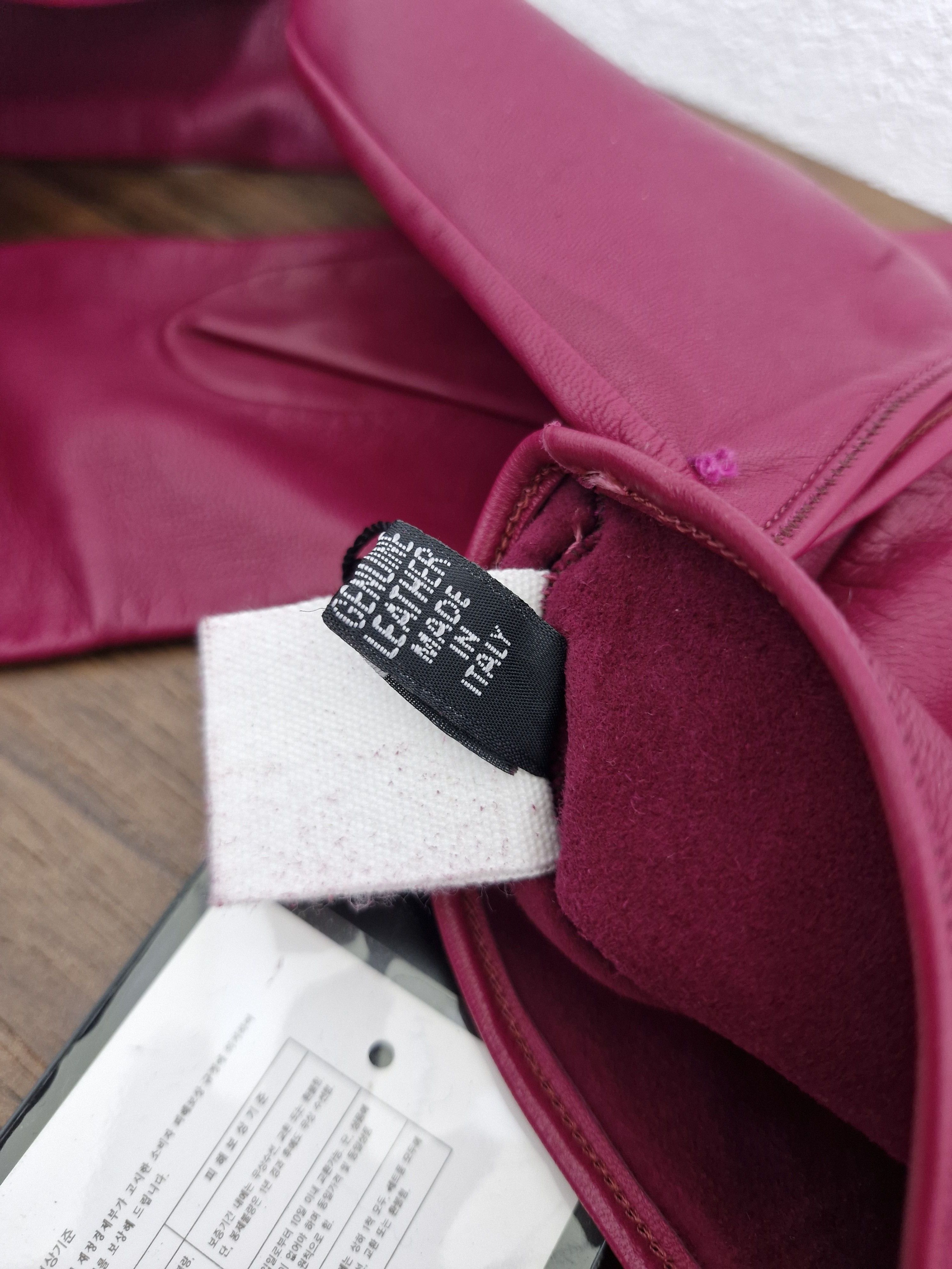 Maison Margiela MAISON MARGIELA Rose Leather Tabi Gloves Size ONE SIZE - 6 Thumbnail