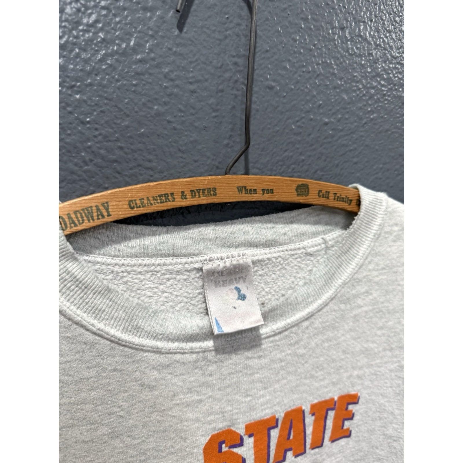 Fruit Of The Loom VINTAGE Minnesota State Eagles Sweatshirt Gray 2XL Men 90s Fruit of the Loom Pullover Size US XXL / EU 58 / 5 - 2 Thumbnail
