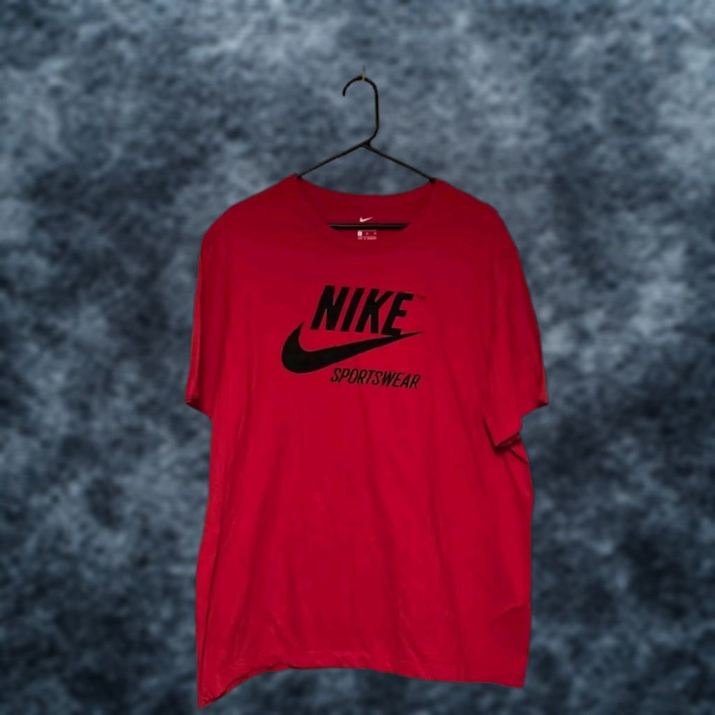 Nike Nike Mens XL Red Short Sleeve Shirt Swoosh Sportswear T-Shirt Jersey Cotton Crew Neck Logo Athletic Vintage: No Size US XL / EU 56 / 4 - 1 Thumbnail