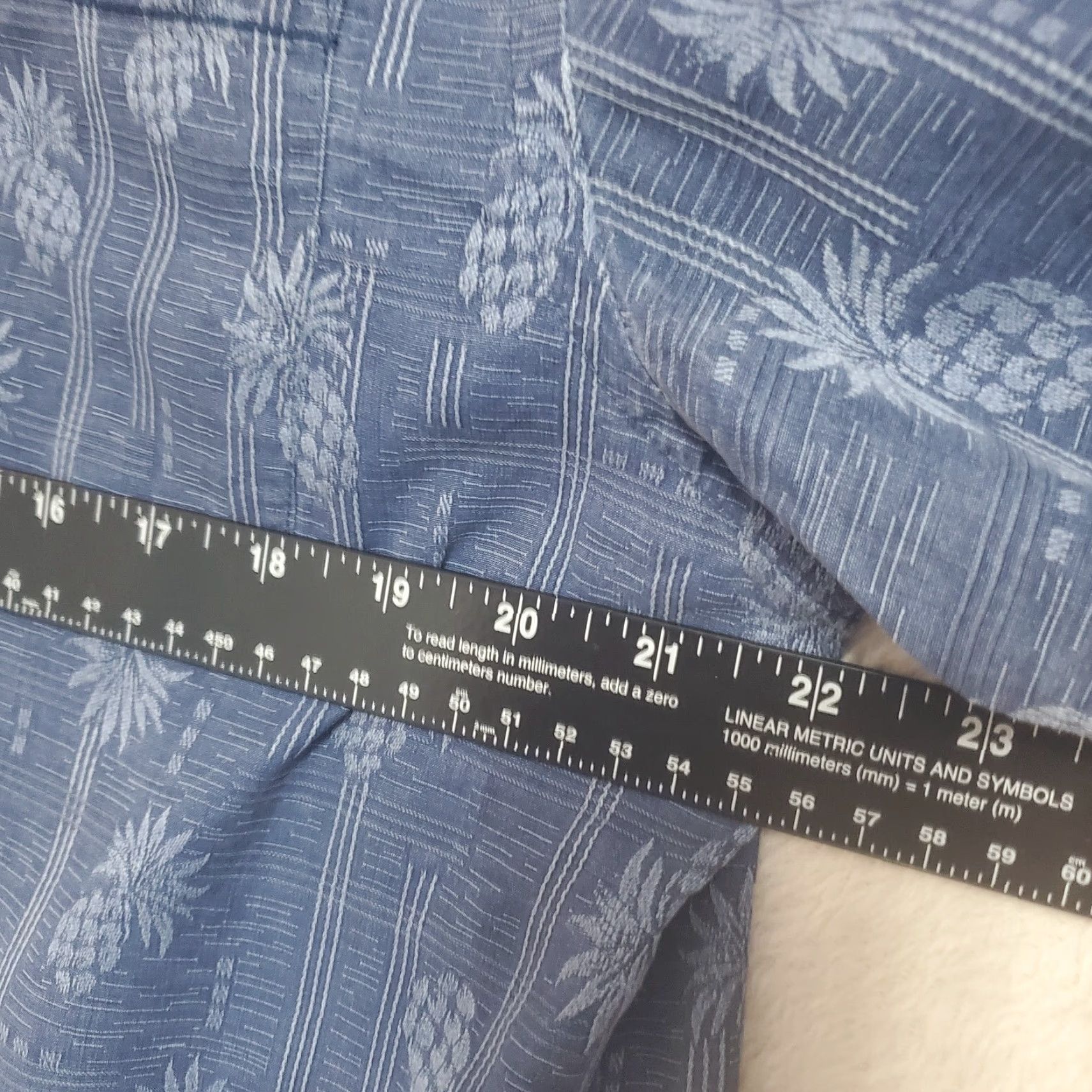 Tommy Bahama Tommy Bahama Silk Shirt Men L Blue Hawaiian Pineapple Long Sleeve Button Up Size US L / EU 52-54 / 3 - 7 Thumbnail
