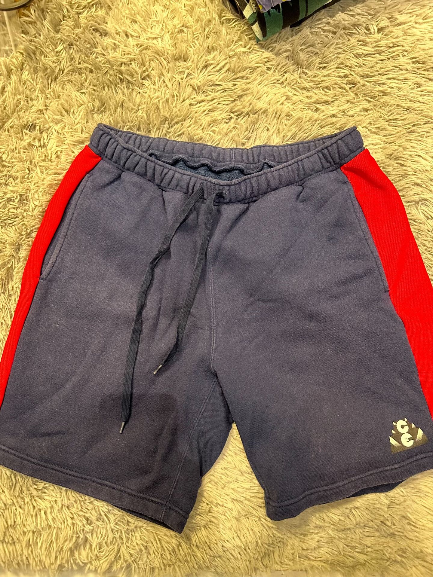 Cav Empt C.E Cavempt Red Side Shorts Size US 30 / EU 46 - 1 Thumbnail