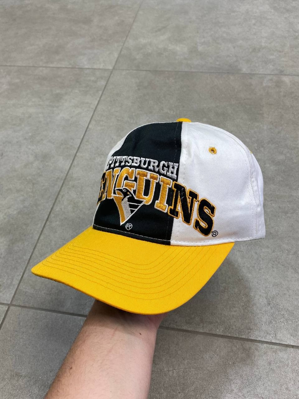 Starter Vintage Starter NHL Tri Power Pittsburgh Penguins Cap Size ONE SIZE - 3 Thumbnail